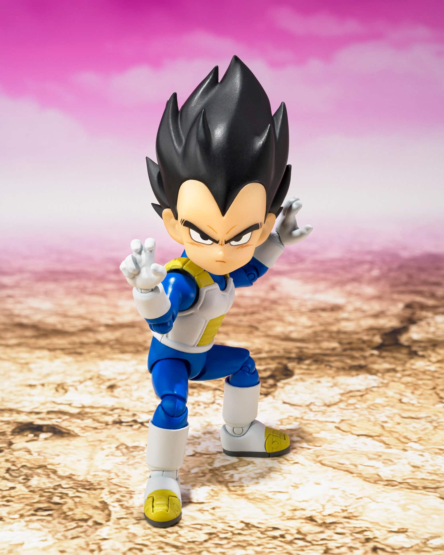 Left. Bandai - S.H. Figuarts Dragon Ball Daima Vegeta (Mini) 2.8" Figure.