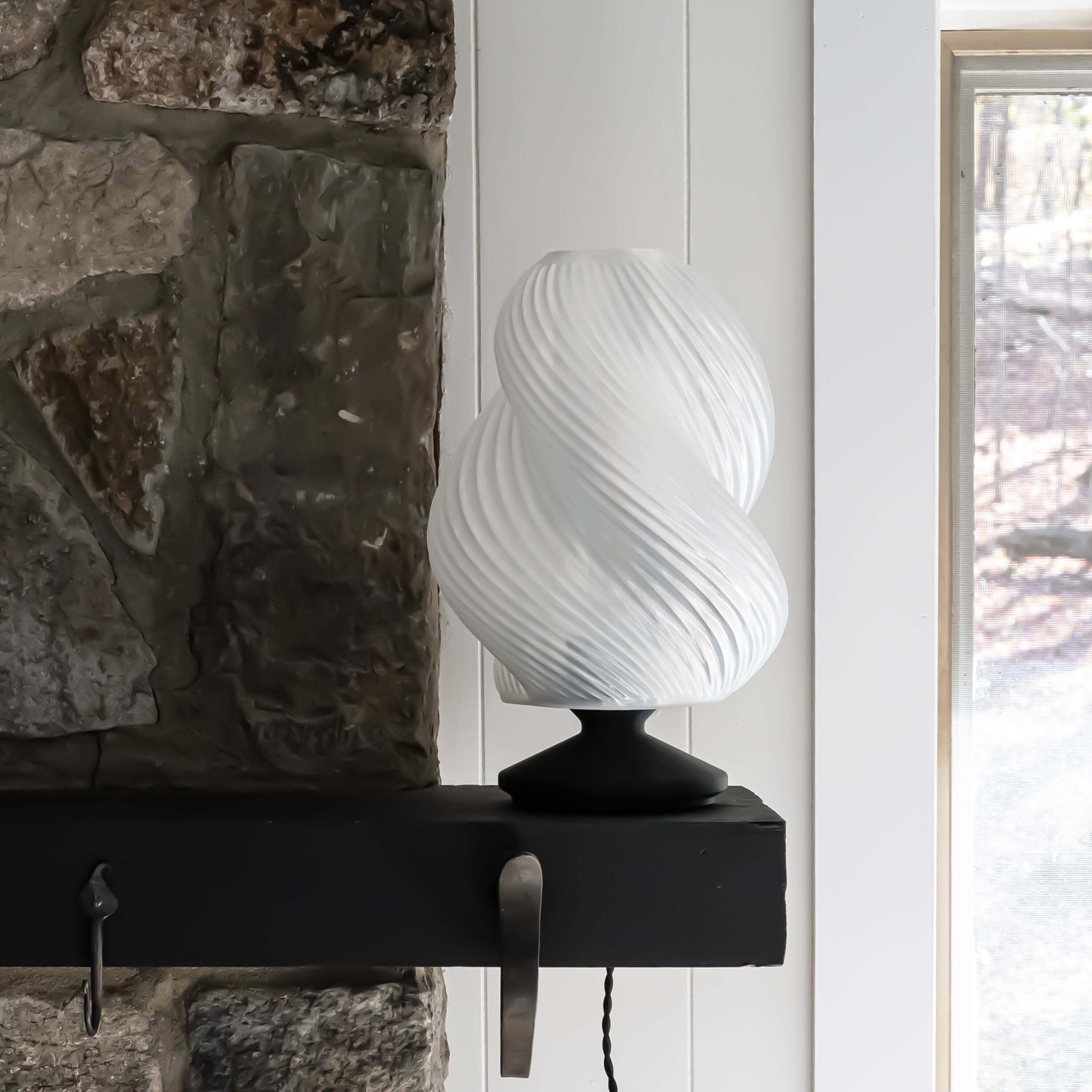 Alt View 4. Jonathan Y - Gema 13.5" Mid-Century Coastal Plant-Based PLA 3D Printed Dimmable LED Table Lamp, Light Smoke/Black - Light Smoke/Black.
