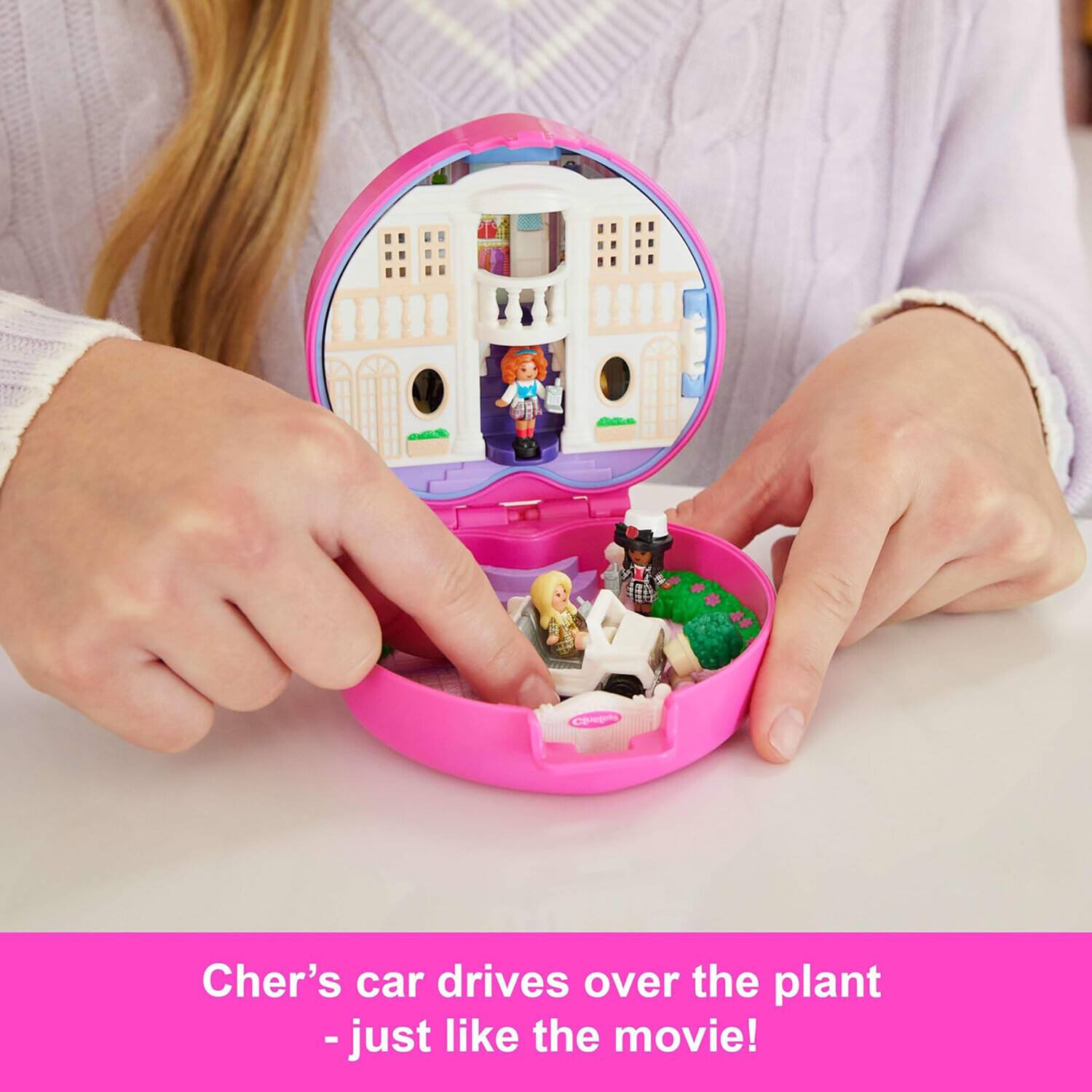 Cher's car drives over the plant - just like the movie!