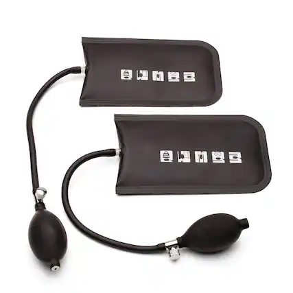 0M3 A 3 -.. MB3 1 TRLTMO