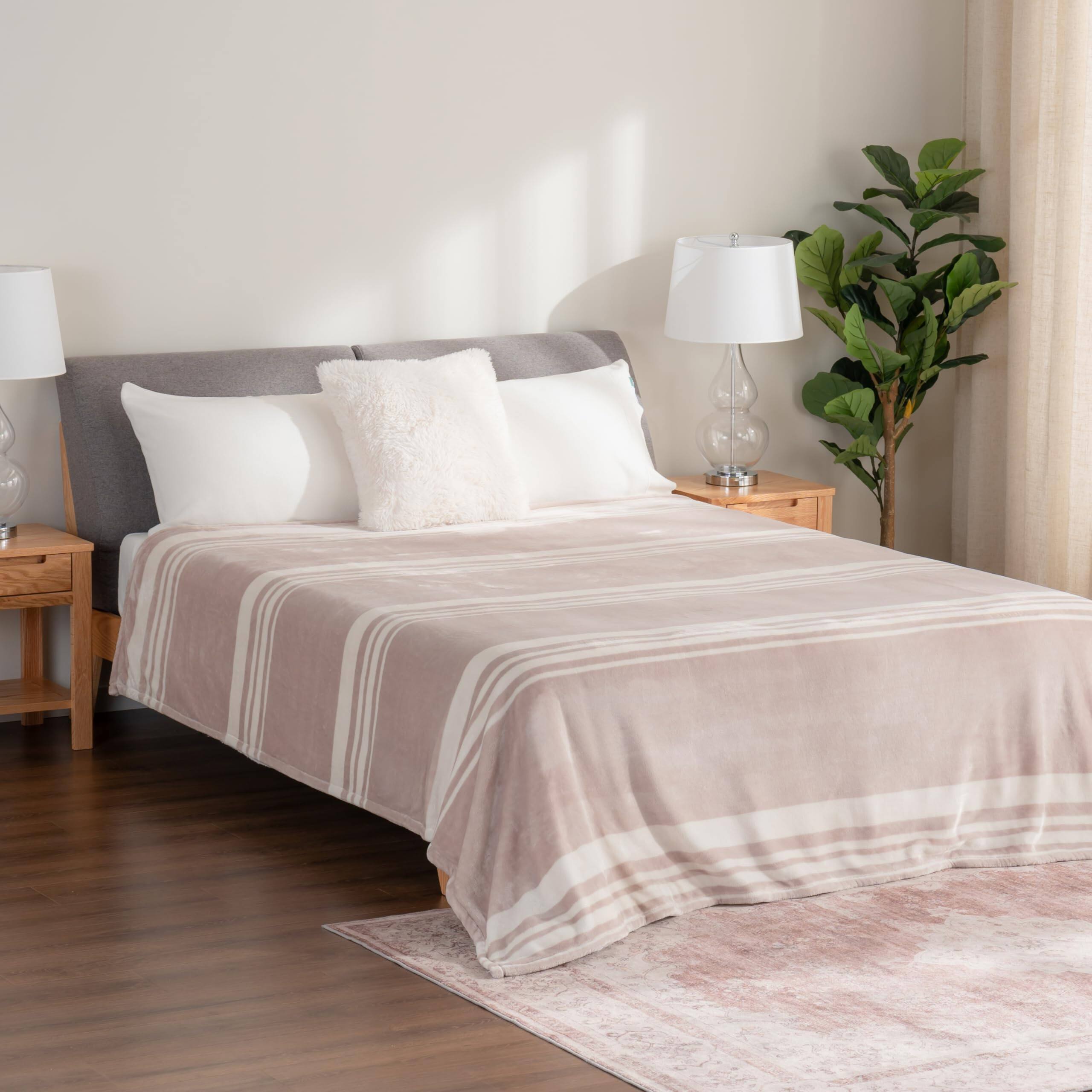 Alt View 4. Paradigms Interiors - -classic Heavyweight Soft Printed Velvetloft Plush Blanket Full queen Size Fuzzy Warm For Couch Sofa Bed St... - Purple Pitch-Throw/Throw XL.