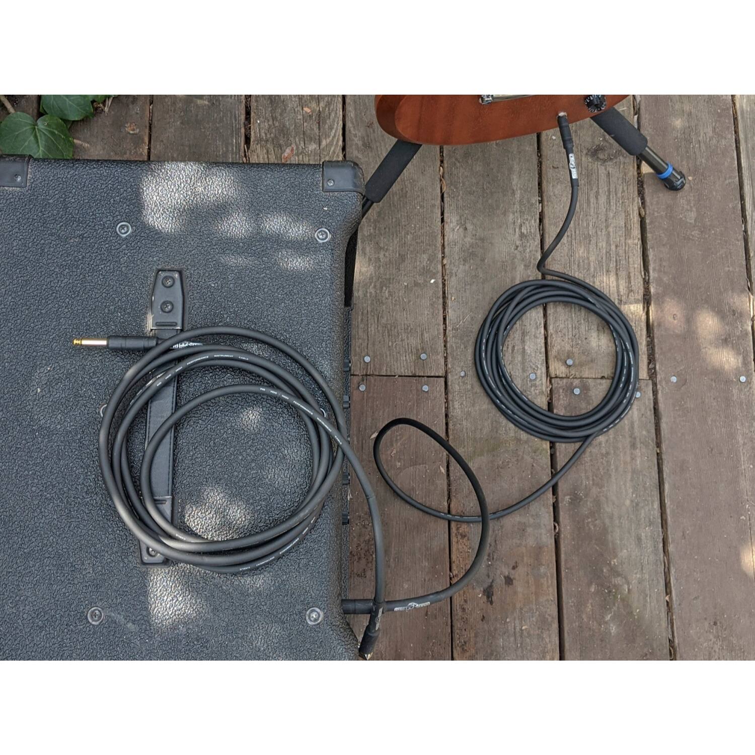 Left. Pig Hog - Tour Grade 18.5 ft Instrument Cable 1/4 Inch to 1/4 Inch Straight Connectors - PH186 - 2 Units.