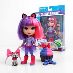 Loyal Subjects - For Keeps - London Girl with Cupcake Keepsake 5" Action Figure (Net) - Collectibles