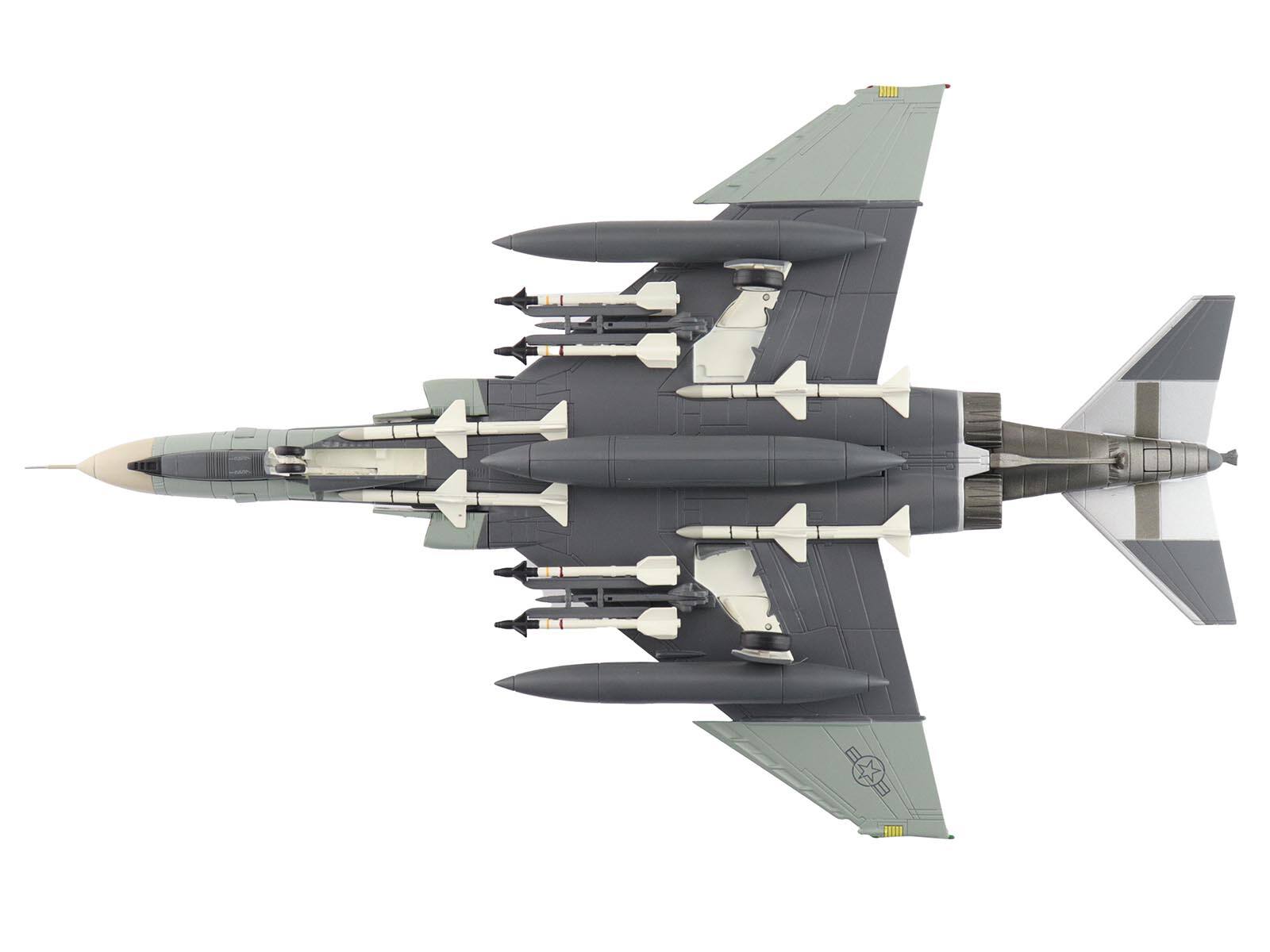 Back. Hobby Master - McDonnell Douglas F-4F Phantom II "AF72-257 20th FS 49th FW Holloman AFB" 2002 USAF "Air Power Series" 1/72 - Grey, Green, White.