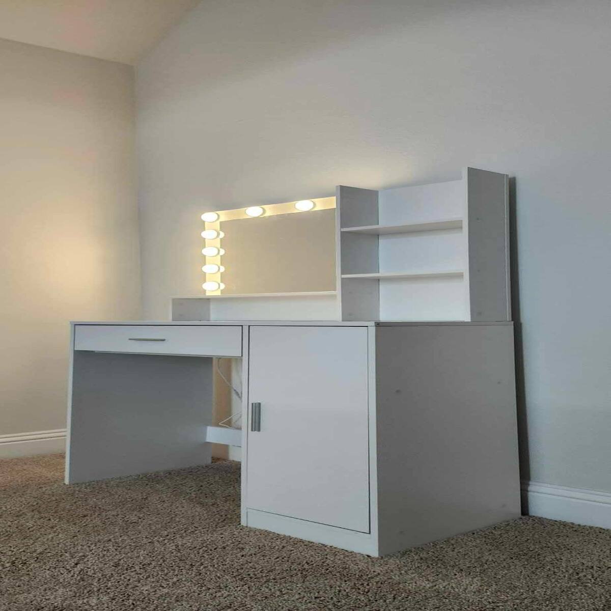 Left. Loheer - Loheer Pink Vanity Desk with Mirror and Lights, Three Lighting Modes, Large Storage - Baby Pink.