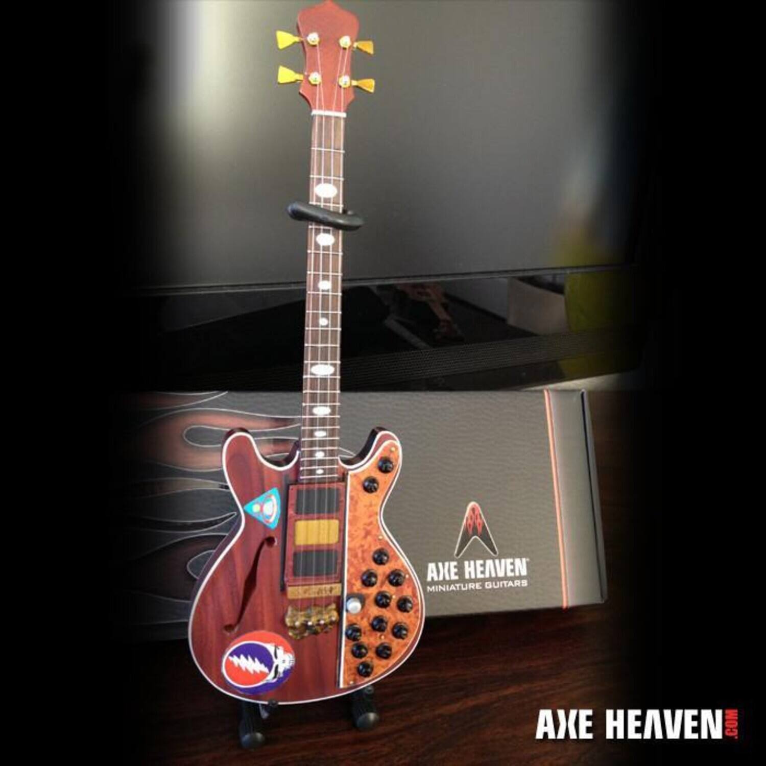 Axe Heaven - Phil Lesh - Phil Lesh Grateful Dead Steal Your Face Mini Bass Guitar Replica - Collectibles - Multicolor