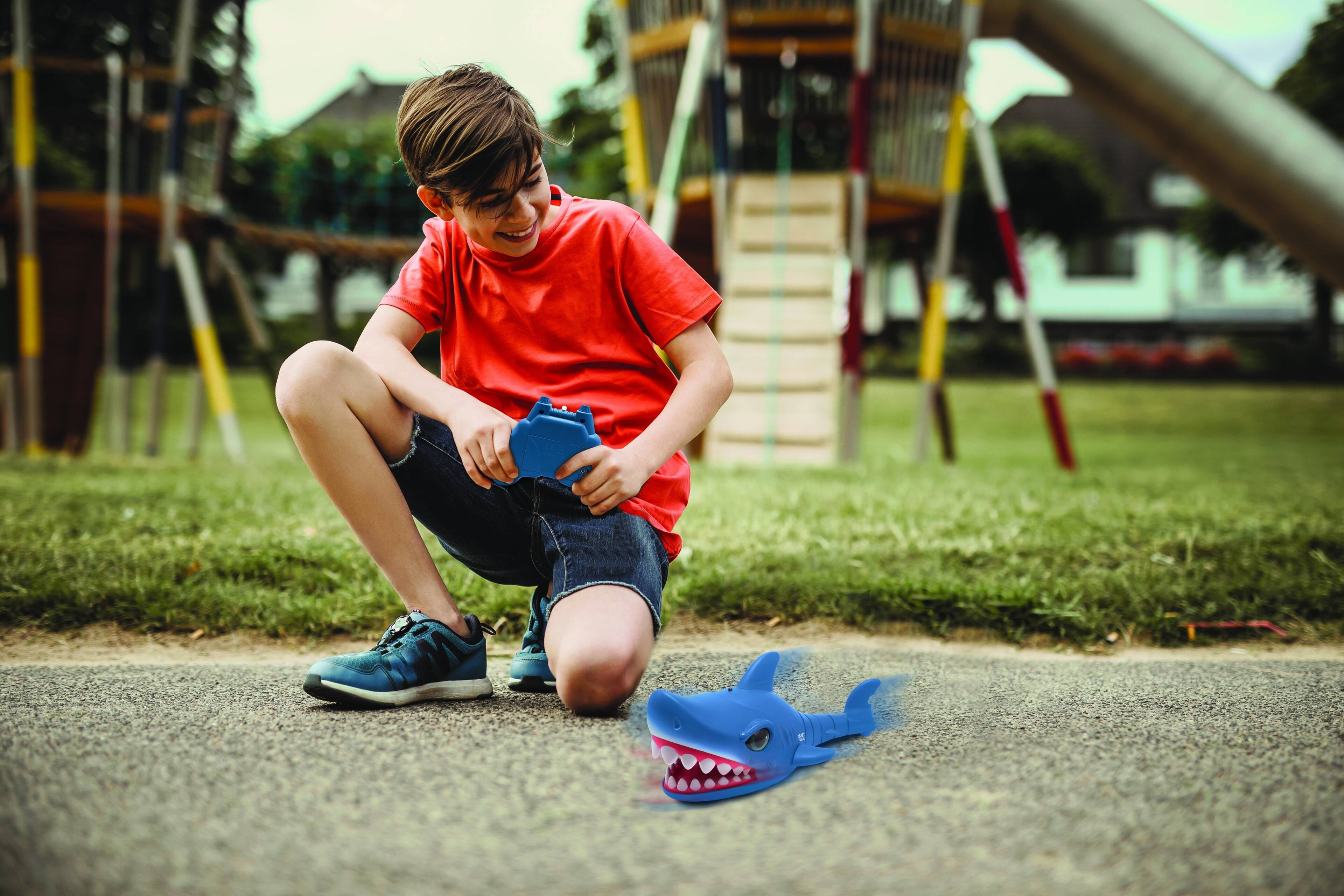 Alt View 4. Lexibook - RC Shark – Remote Controlled Crazy Shark with Sound Effects.