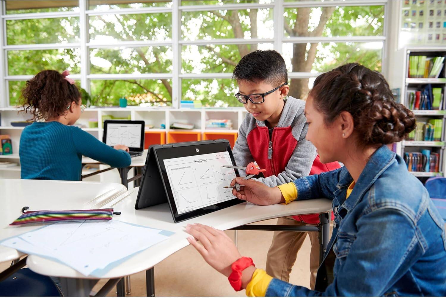 Back. HP - HP Fortis 11.6" HD 1366 x 768 2 in 1 Touchscreen Chromebook Intel Celeron N5100 8GB RAM 64GB eMMC Intel UHD Graphics - I - Unknown.