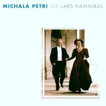 MICHALA PETRI
AIR LARS HANNIBAL