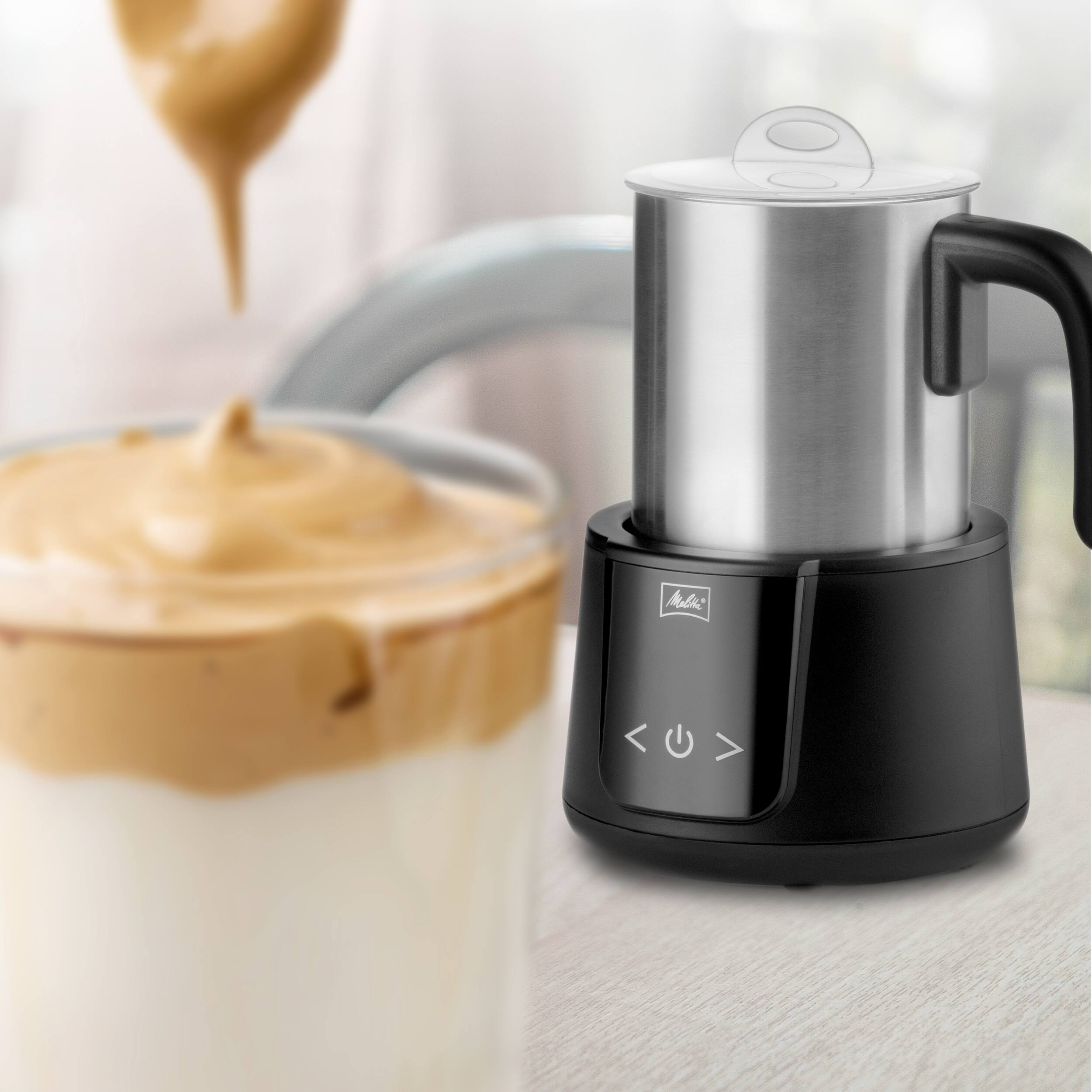 Alt View 10. Melitta - Montalatte Cappuccino and Latte Frother - Black.