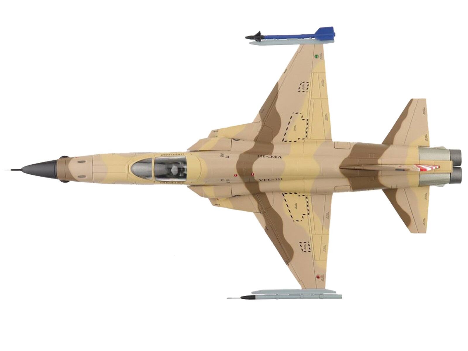 Angle. Hobby Master - Northrop F-5N Tiger II "761575 VFC-111 Sundowners NAS Key West" 2013 US Navy "Air Power Series" 1/72 - Multicolor.