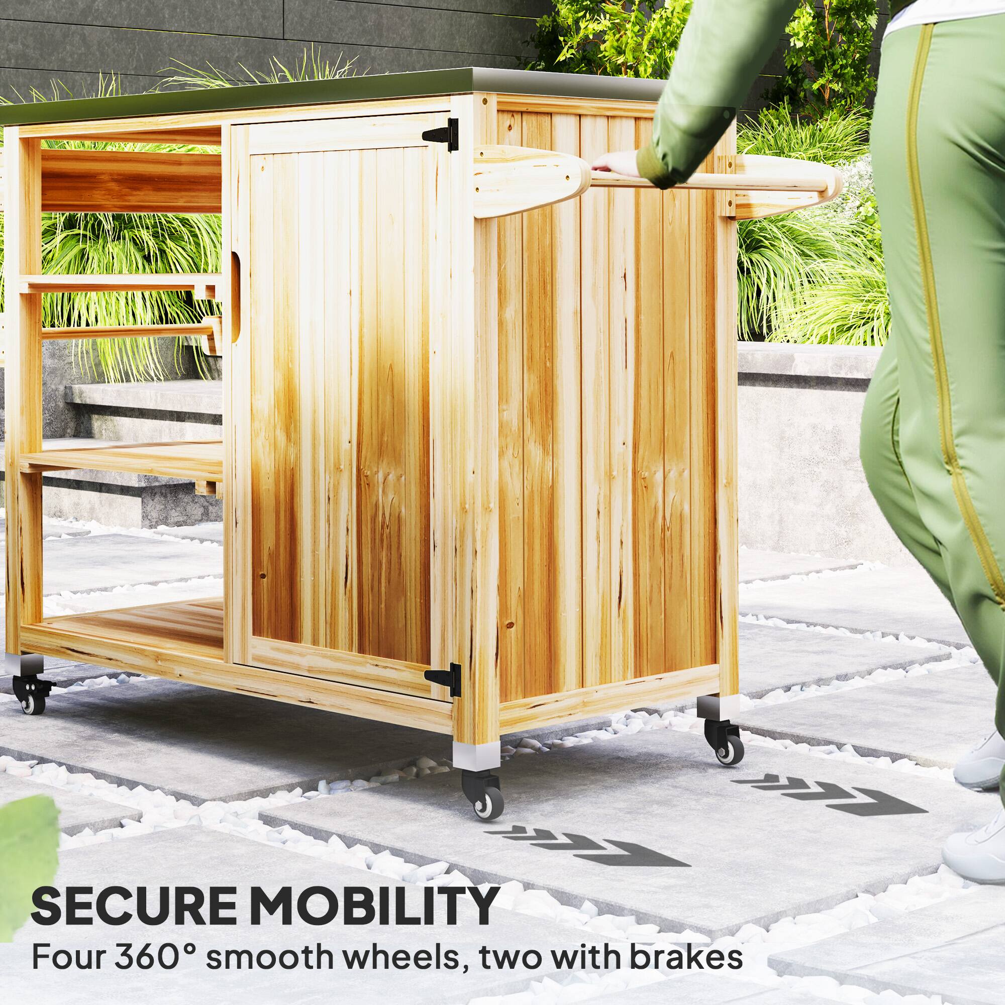 UX M SECURE MOBILITY Four 360° smooth wheels, two with brakes