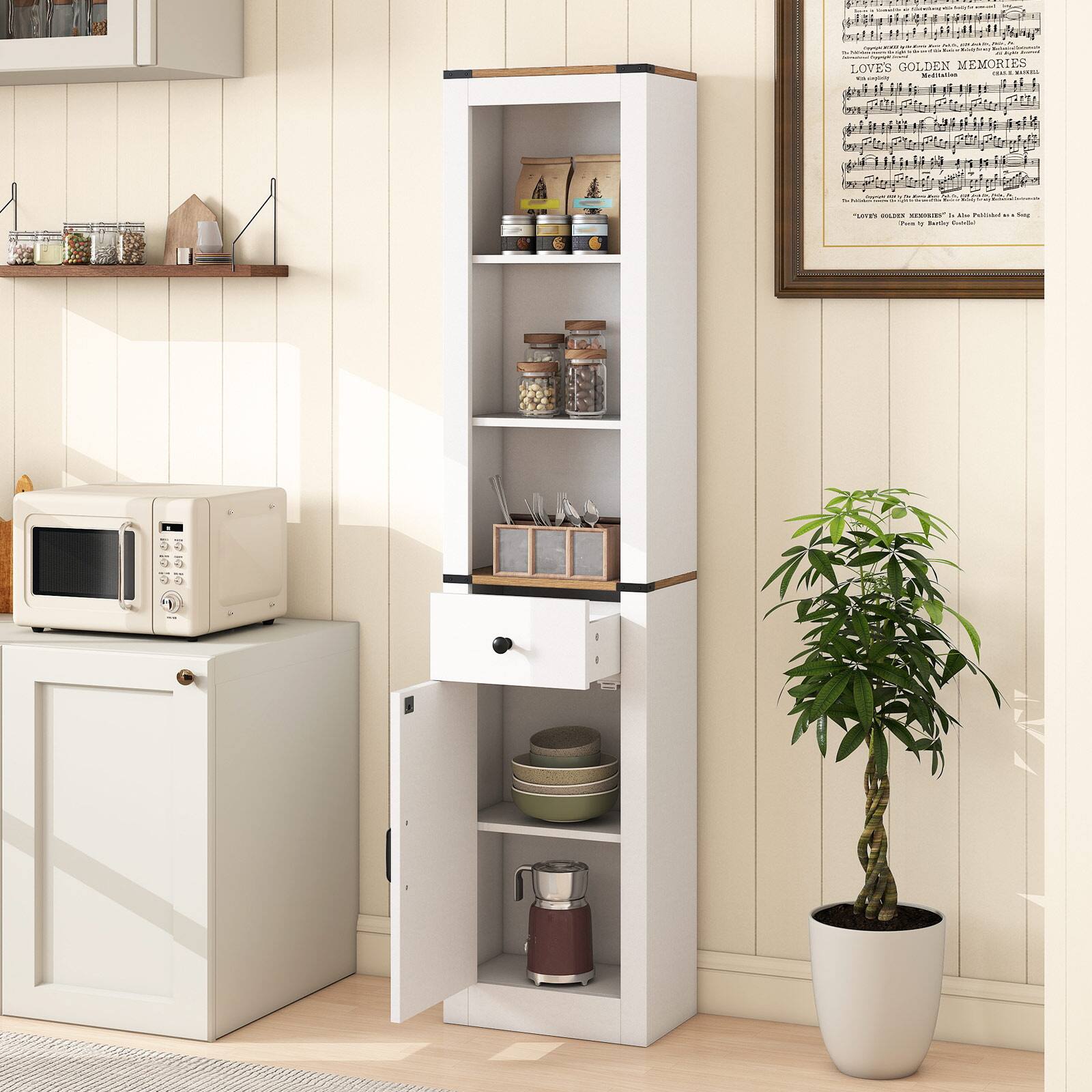 LOVES GOLDEN MEMORIES  
Melodias  
Tune: "Golden Memories"  
Words by Betty Comden  
Music by Adolph Deutsch