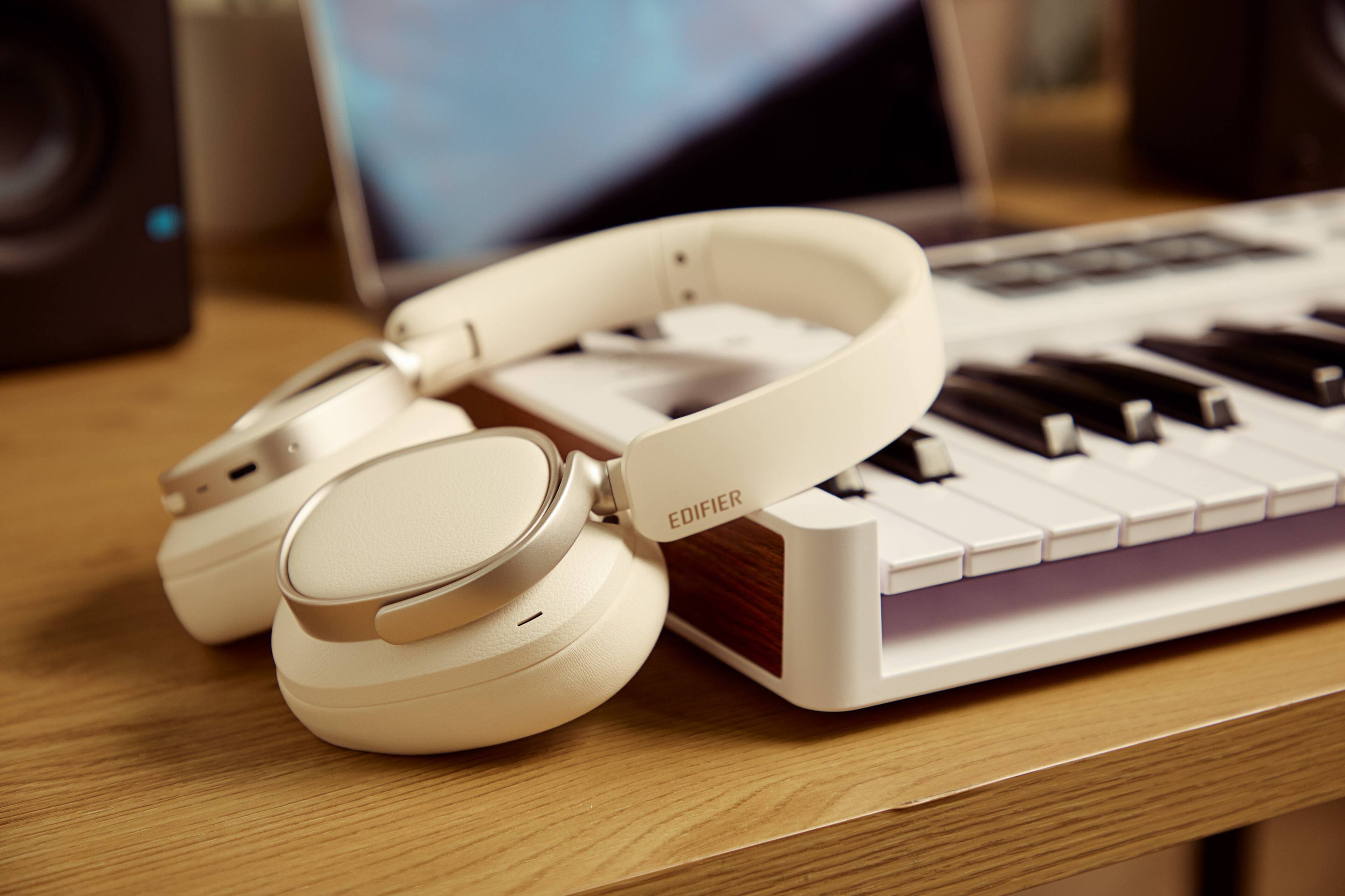 Alt View 6. Edifier - ES850NB Active Noise Cancelling Headphones - Ivory.