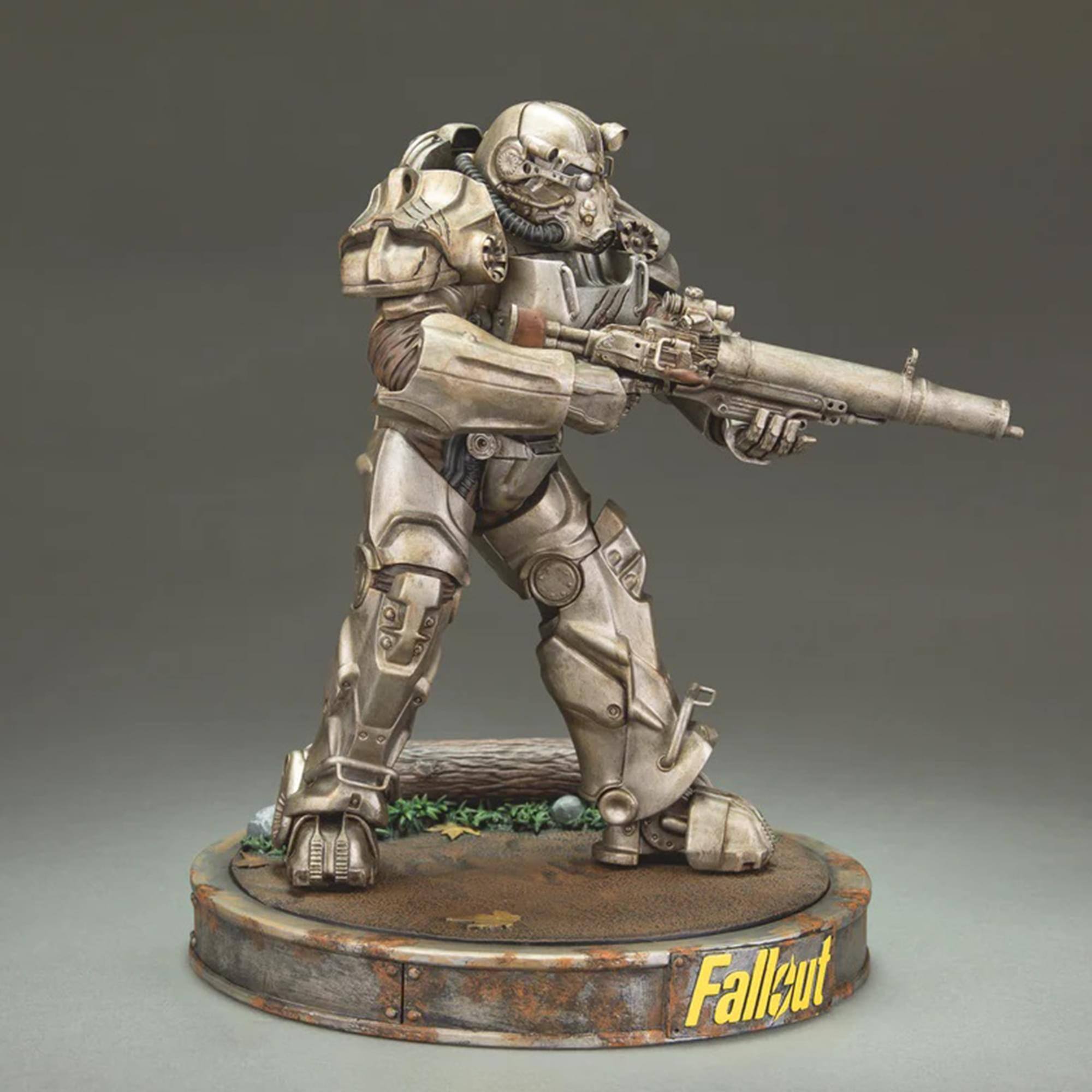 Alt View 5. Dark Horse Comics - Dark Horse - Fallout (Amazon): Maximus Figure   - Collectibles - Multicolor.