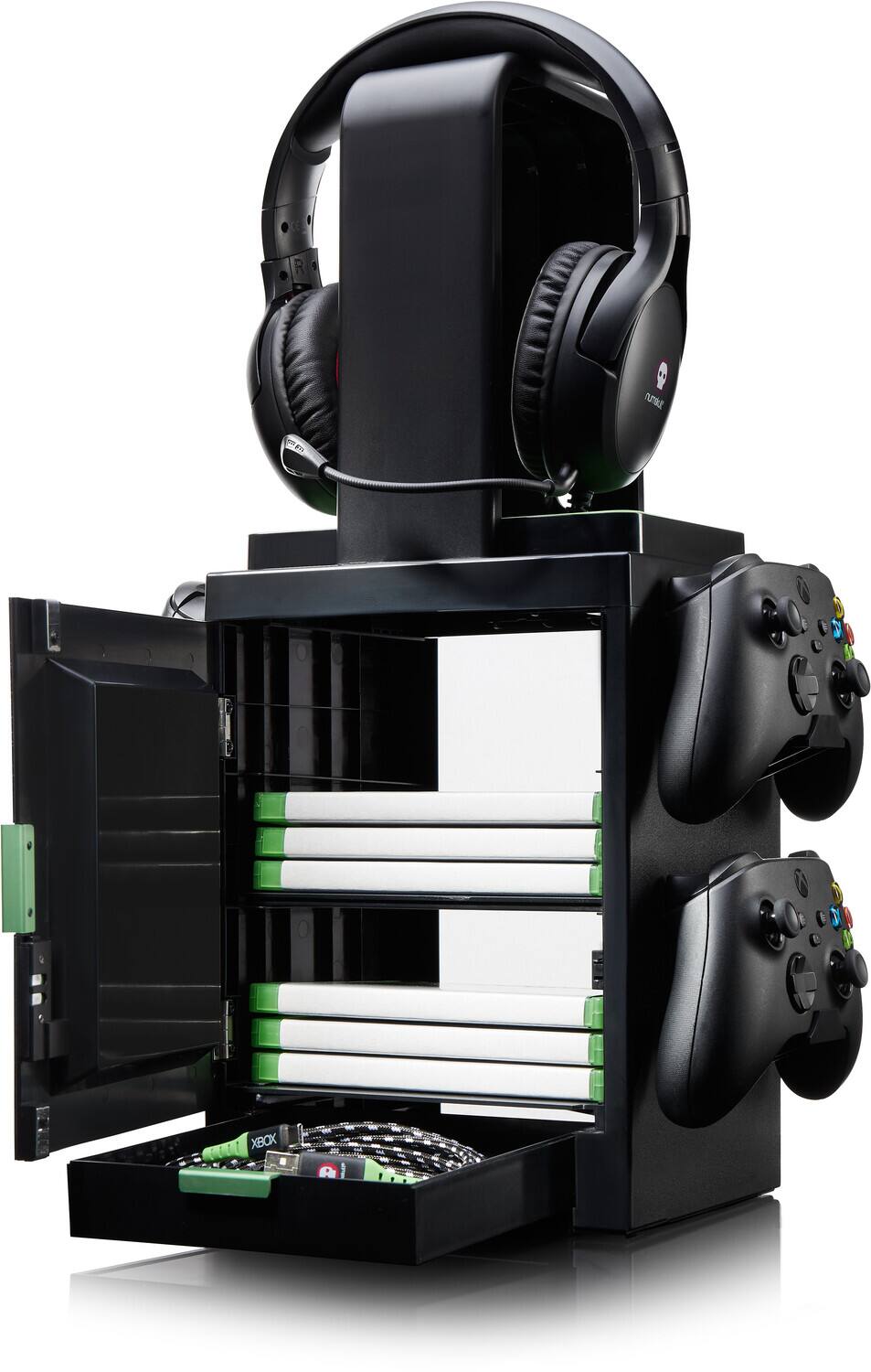 The text on the image reads:

- "R" (on the left ear cup of the headphones)
- "nubak" (on the right ear cup of the headphones)
- "XBOX" (on the console and the controller)