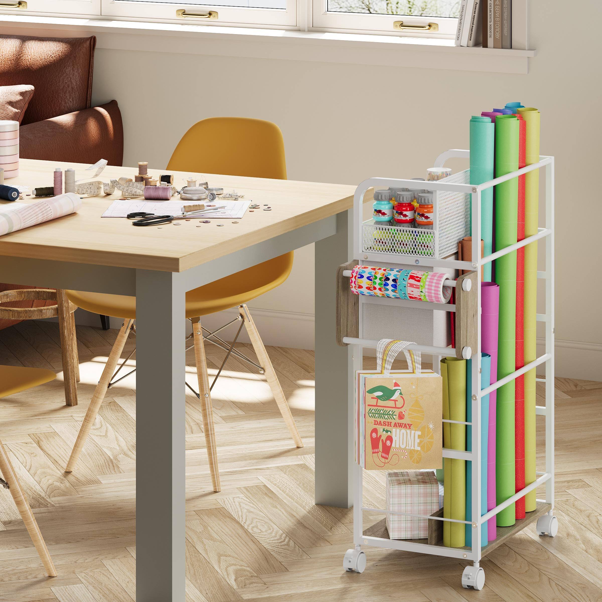 Sure, here is the corrected text:

"CHRISTMAS DASH AWAY HOME"