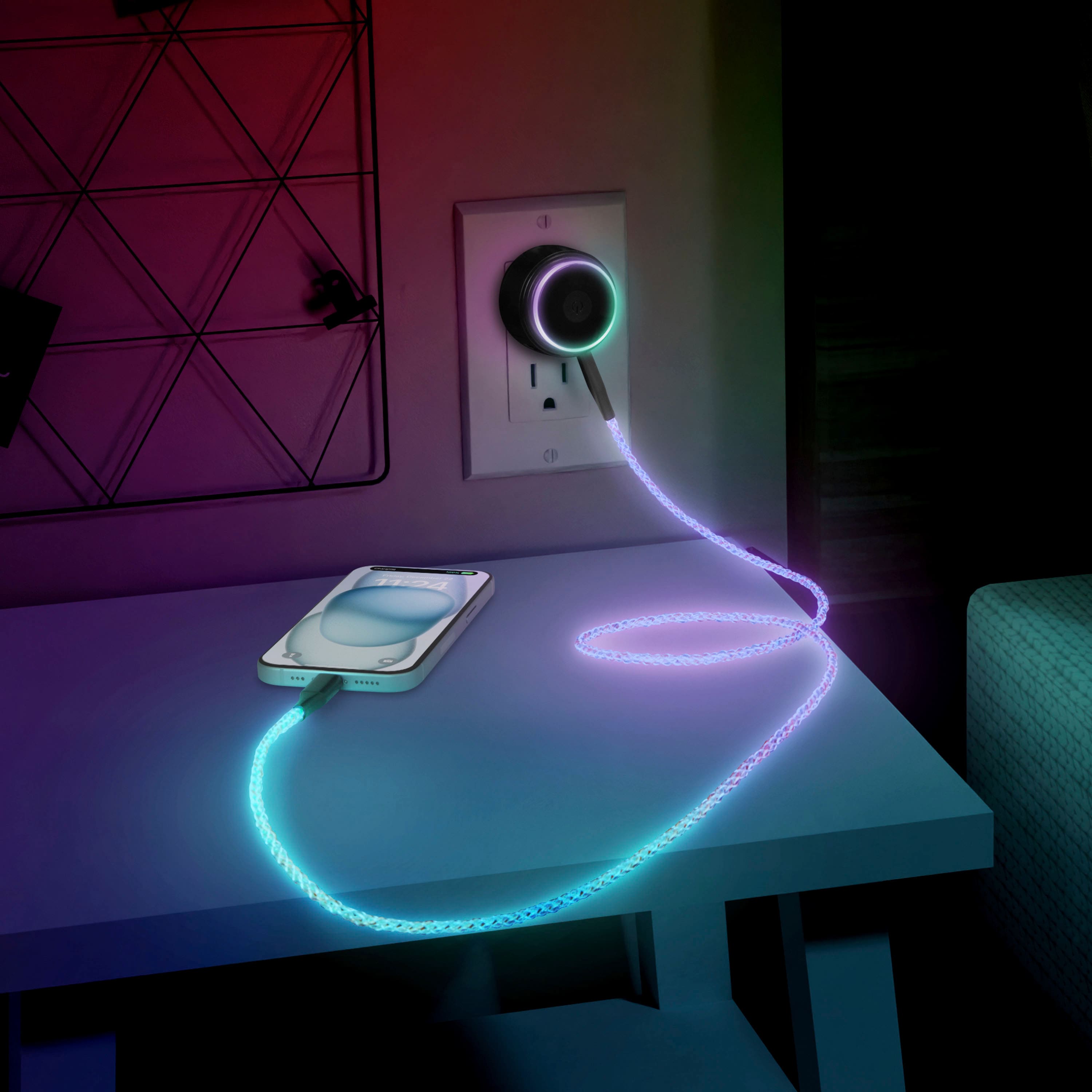 Alt View 11. Lucid - LED 6' USB-C to Lightning Cable - White.