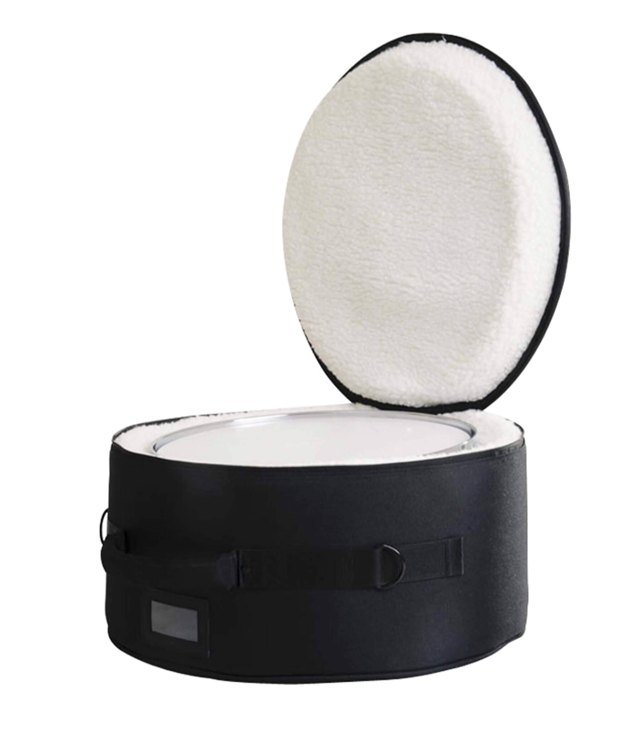 Angle. Gibraltar Hardware - 14" Deluxe Snare Drum Bag with Standard Zipper, Thick Padding, Shoulder Strap, and Accessory Pocket for Snare Drums.