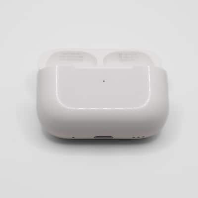 Apple Refurbished Excellent AirPods Pro 2nd Gen (USB C Apple Refurbished Excellent AirPods Pro 2nd Gen (USB C