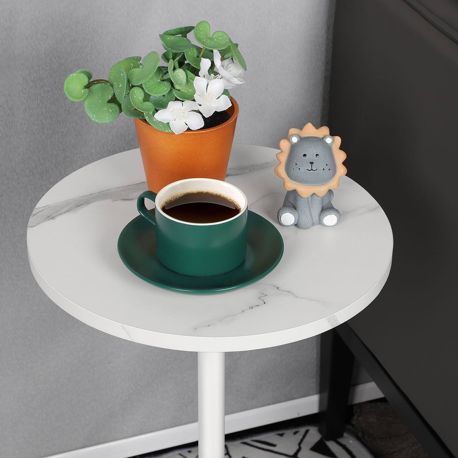 Left. Oumilen - Set of 2 Marble Round Side Table for Small Spaces, White - White.