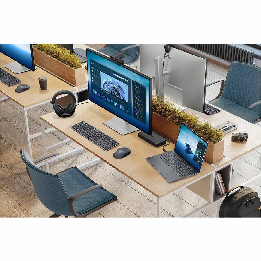 Alt View 3. Dell - Dell Pro Max Premium MA14250 14" Mobile Workstation - Full HD Plus - 60 Hz - Intel Core Ultra 7 265H - vPro Technology - Magnetite.