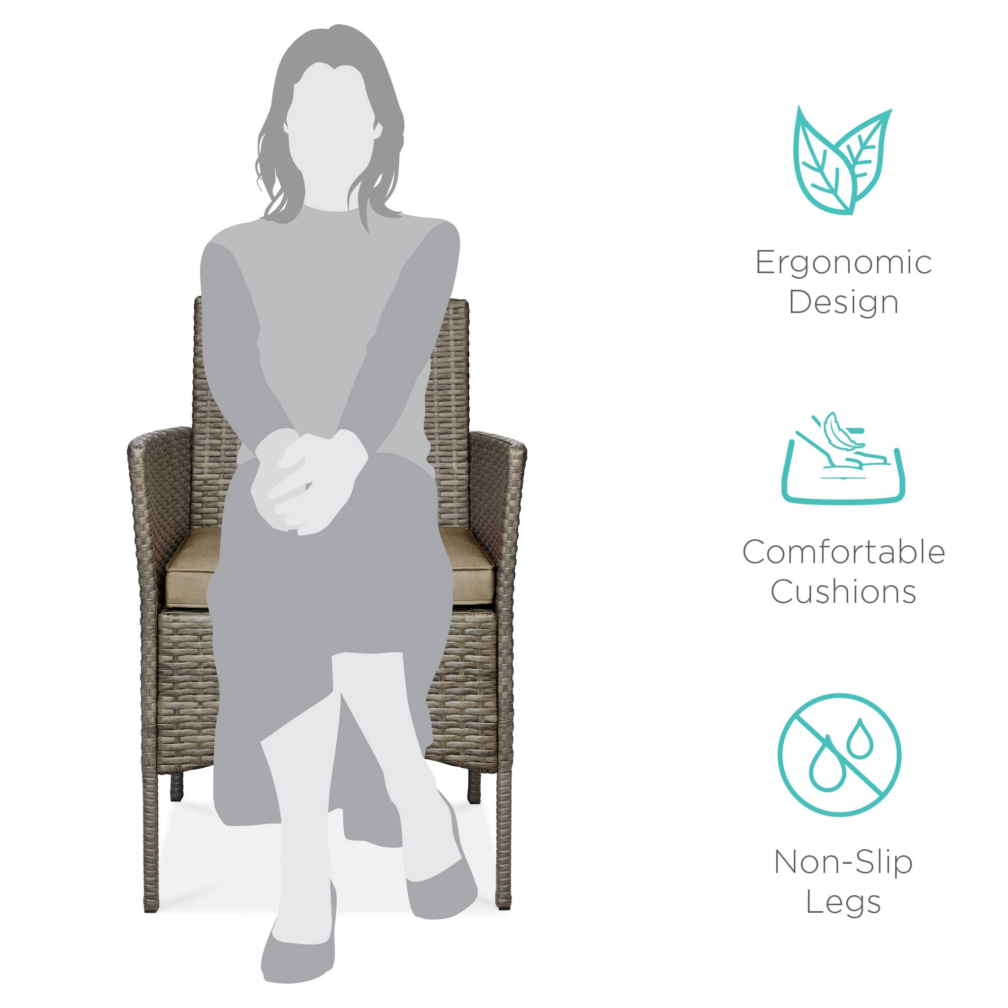 Ergonomic Design  
Comfortable Cushions  
Non-Slip Legs