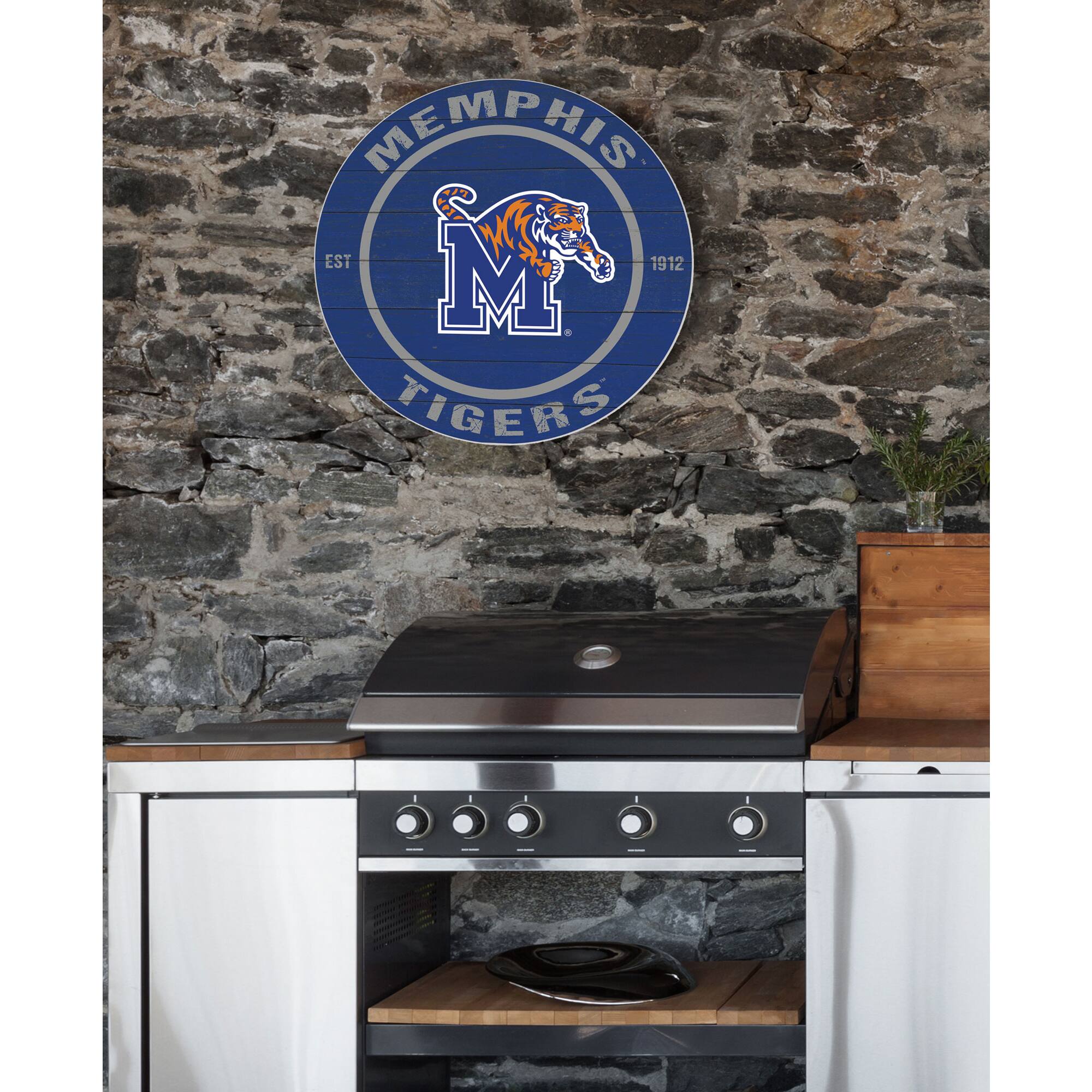 MEMPHIS  
EST 1912  
TIGERS