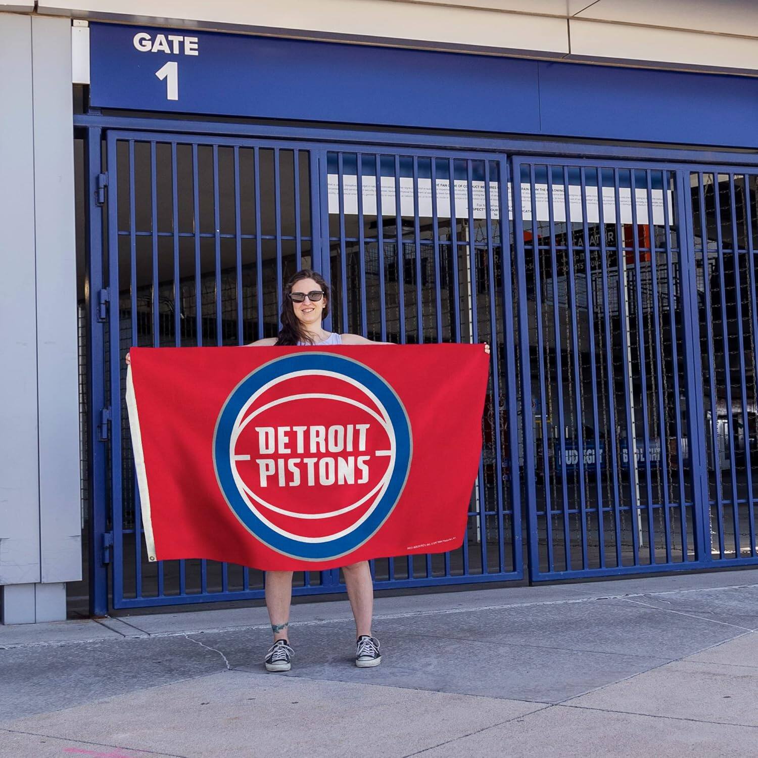 GATE 1  
DETROIT PISTONS