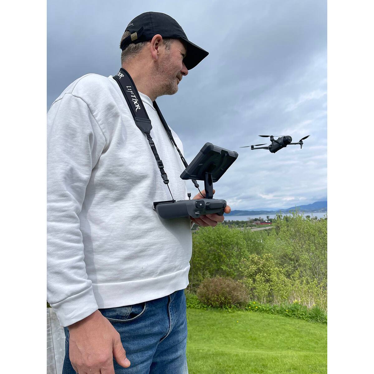 Alt View 4. LifThor - LifThor Claw IV Lanyard Mounting System for DJI RC Pro 2 Controller.