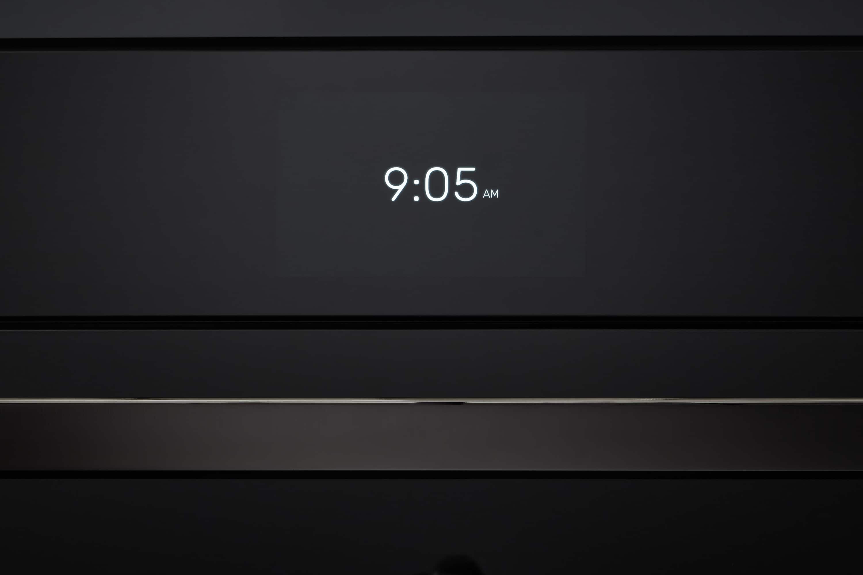 Alt View 2. Viking - 30" RVL Built-In Single Electric Convection Oven - Black Glass.