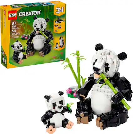 The text on the image reads: "LEGO Creator 3-in-1 Panda Family 8+ 31165 626 1 pcs/pzs".