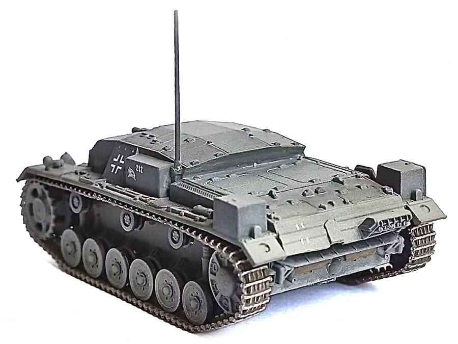 Sd.Kfz.167 StuG.IV Mid-Production DRAGON 6582 1/35ème maquette char promo Sd.Kfz.167 StuG.IV Mid-Production DRAGON 6582 1/35ème maquette char promo