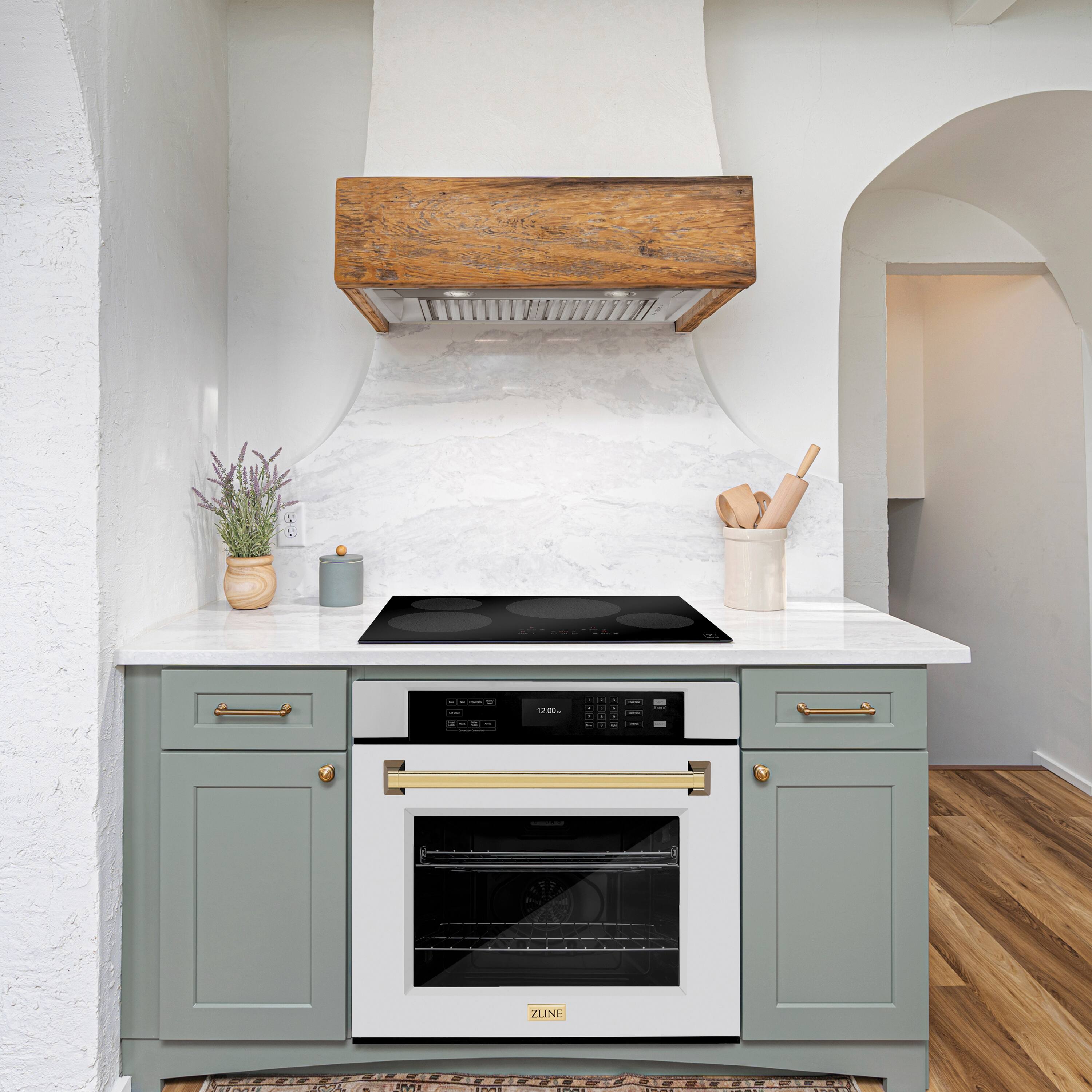 The text on the image reads "Zuine 12:00."