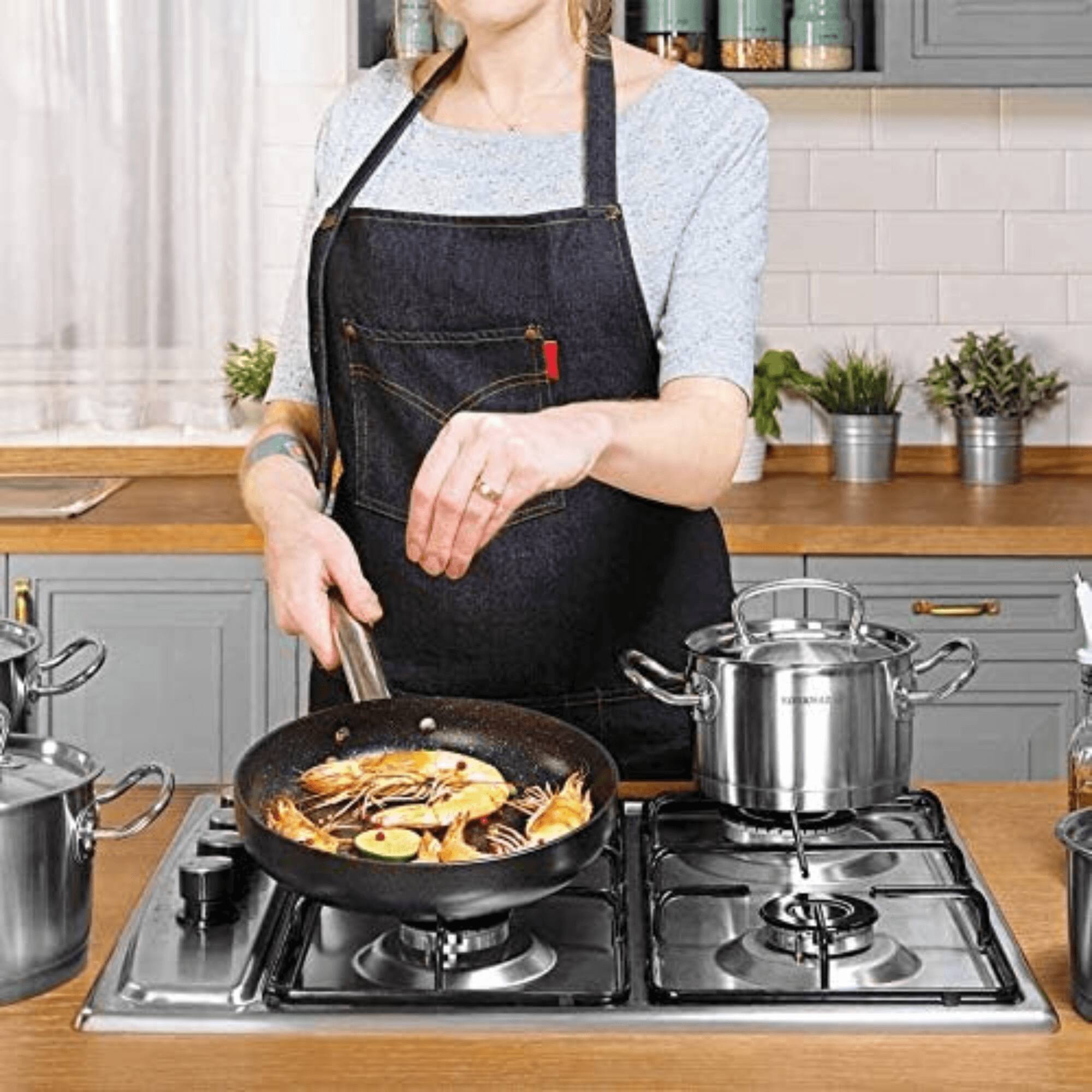 Alt View 5. Korkmaz - Proline 4Qt Stainless Steel Saucepan with High Profile Lid - Silver.