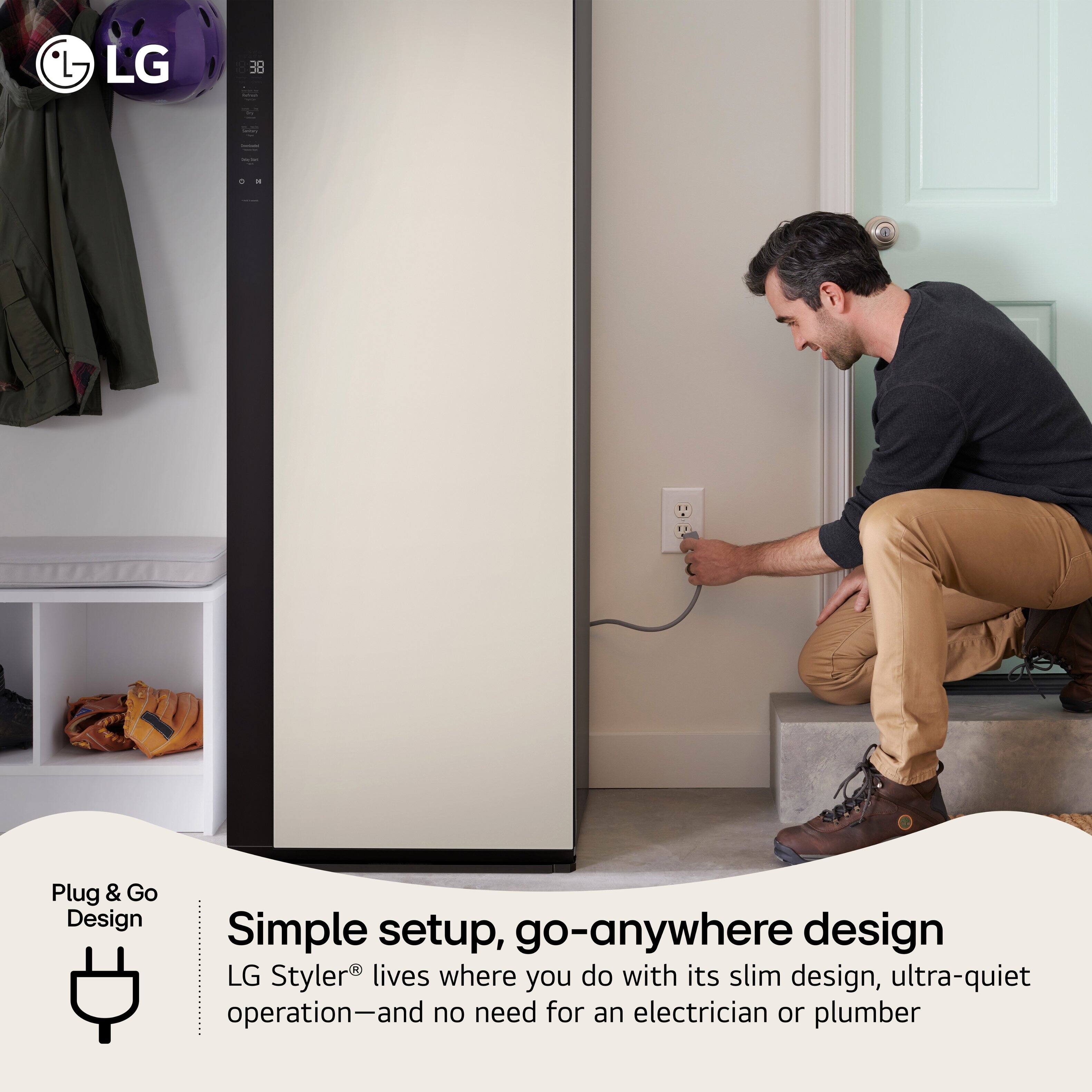 LG 38 Plug & Go Design  
Simple setup, go-anywhere design  
LG Styler lives where you do with its slim design, ultra-quiet operation—and no need for an electrician or plumber