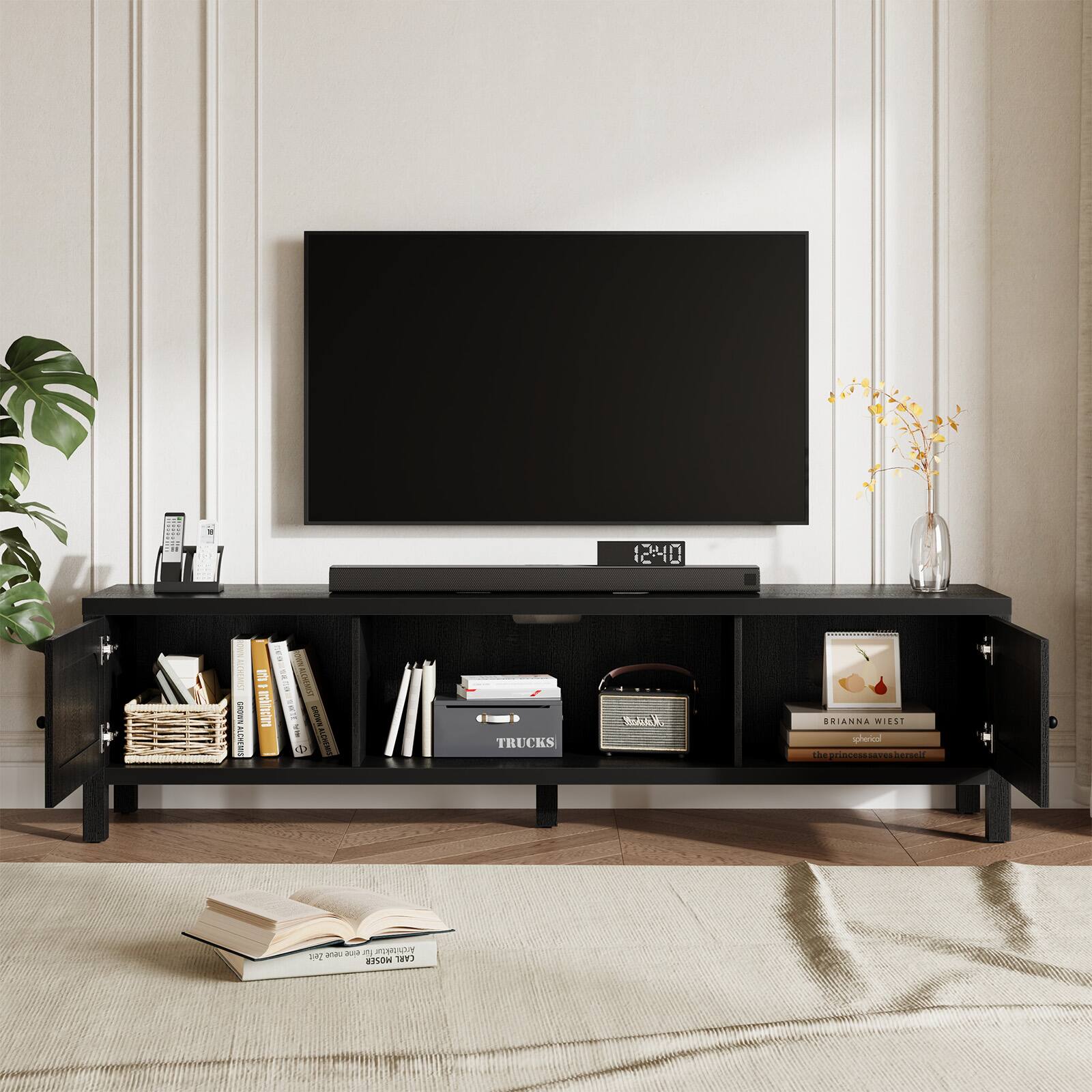 I 1240 ECeWST SAWN i : : DRY nn MC : RRONE i  TRUCKS Kotdhil ARIANNA WIESE pharled theprincessesbehind ando dos    KIOM 1v