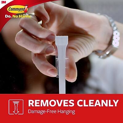 3M Command  
Do. No Harm.  

REMOVES CLEANLY  
Damage-Free Hanging