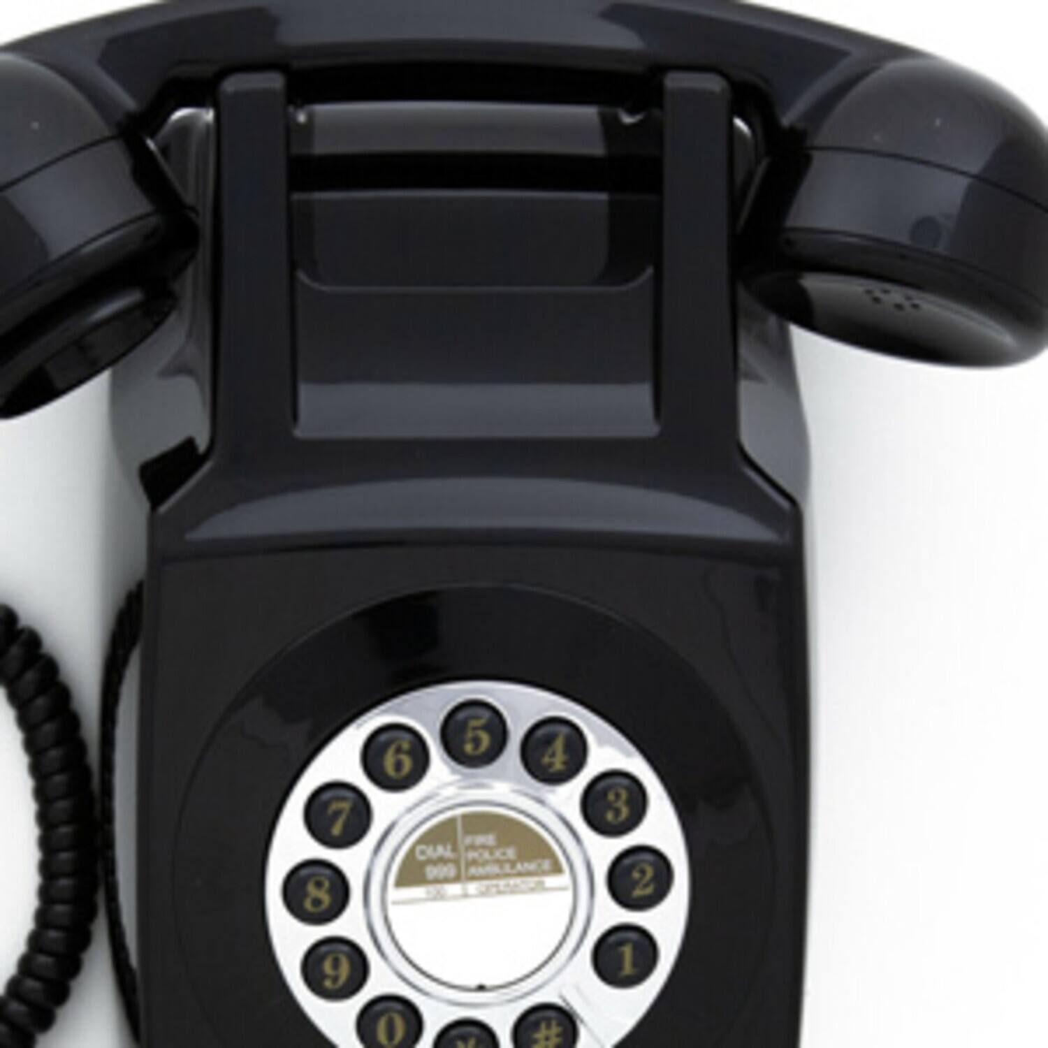 7 8 9 5 4 6  
DIAL POLICE 909 AMBULANCE 0  
# 3 2 1