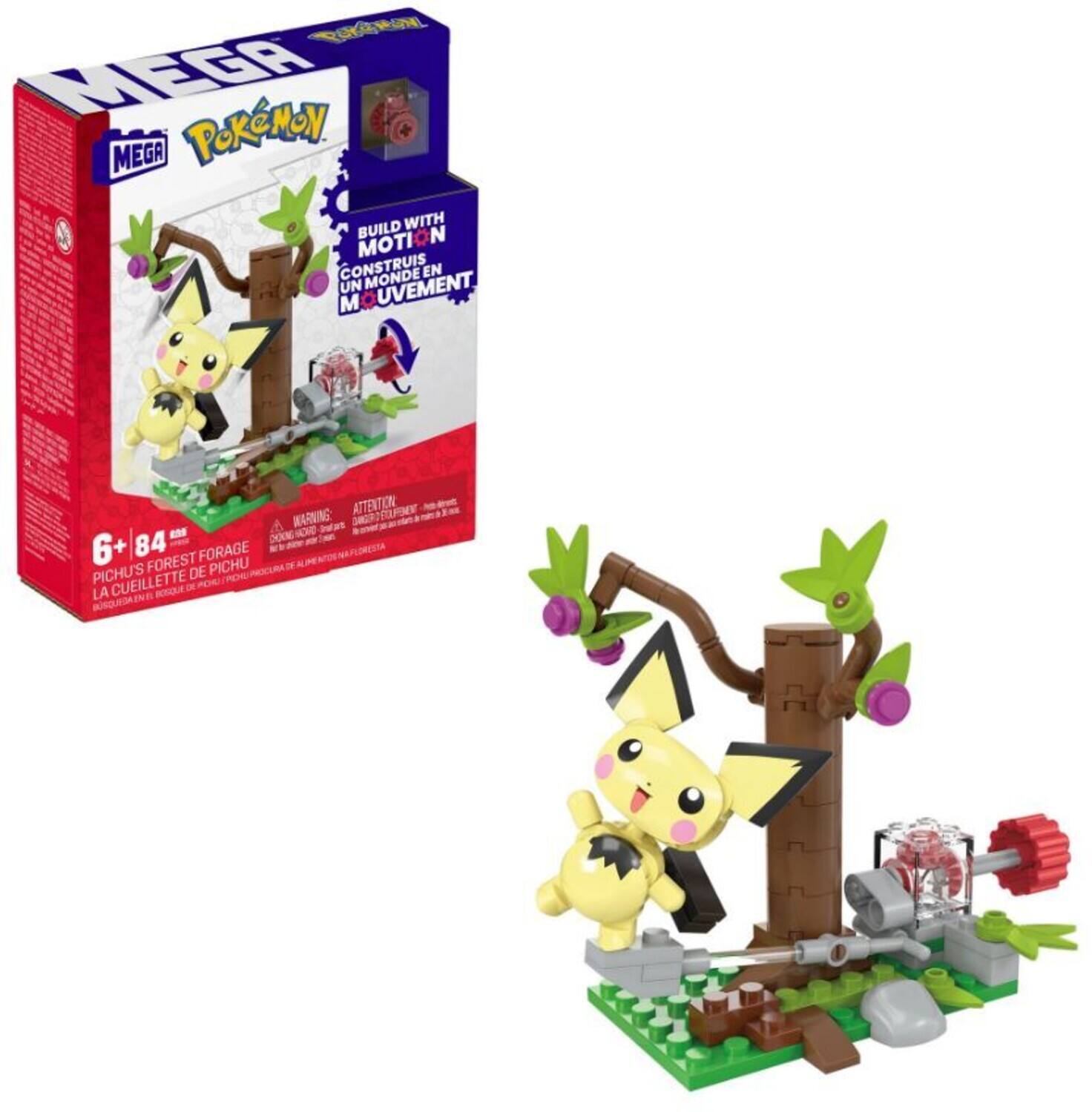 The text on the image is: "POKÉMON MEGA BUILD WITH MOTION CONSTRUIS MONDE EN UN UVEMENT ATTENTION MARQUE - DXNG 6+ 84 FORAGE PICHU'S FOREST DE PICHU CUEILLETTE DE PICHU LA QUETE DE PICHU".
