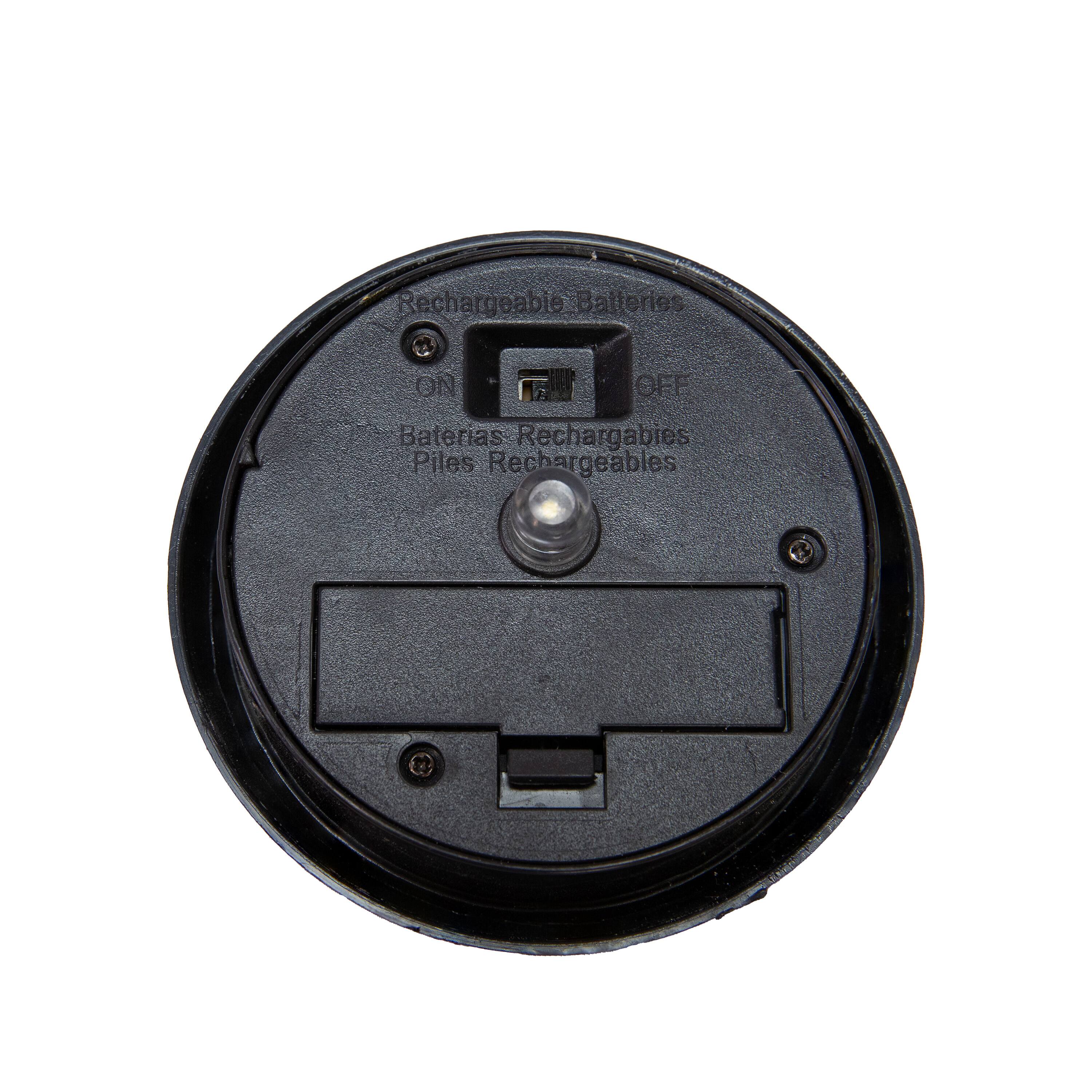 Rechargeable Batteries  
ON  
OFF  
Baterias Rechargeables  
Piles Rechargeables