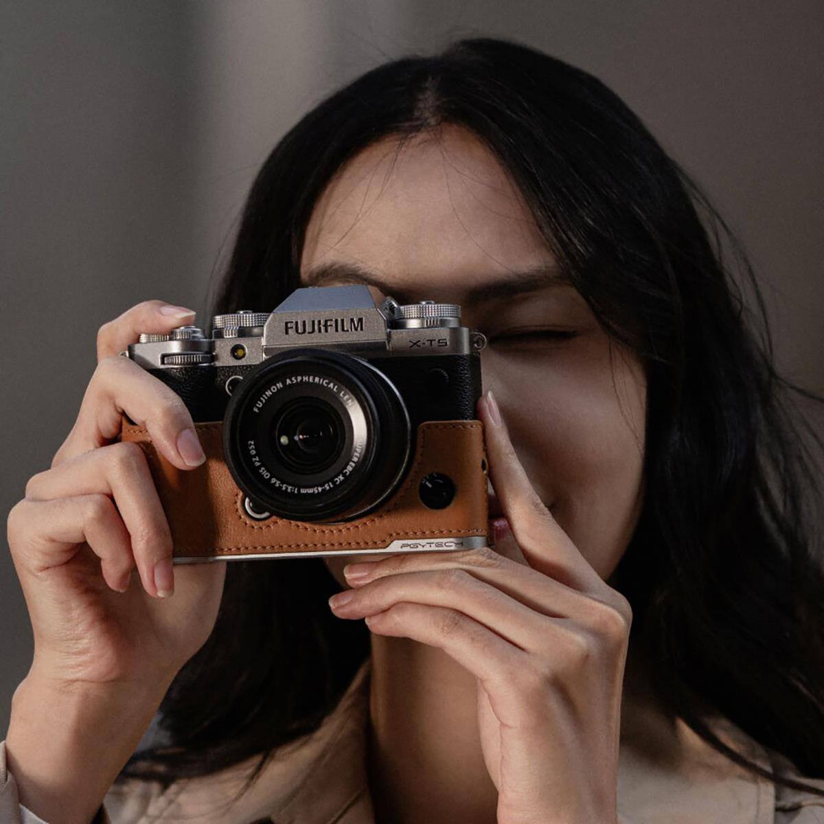 FUJIFILM ASPHERICAL FUJINON 0.32 PZ EBC OIS XC 0.2-2.4:1 1511551  
X-T5  
PGYTEC
