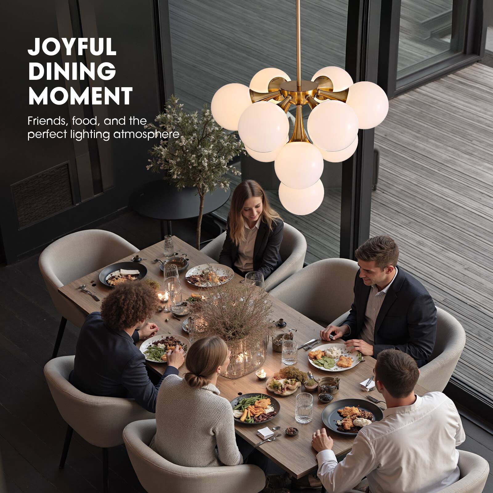 JOYFUL DINING MOMENT

Friends, food, and the perfect lighting atmosphere