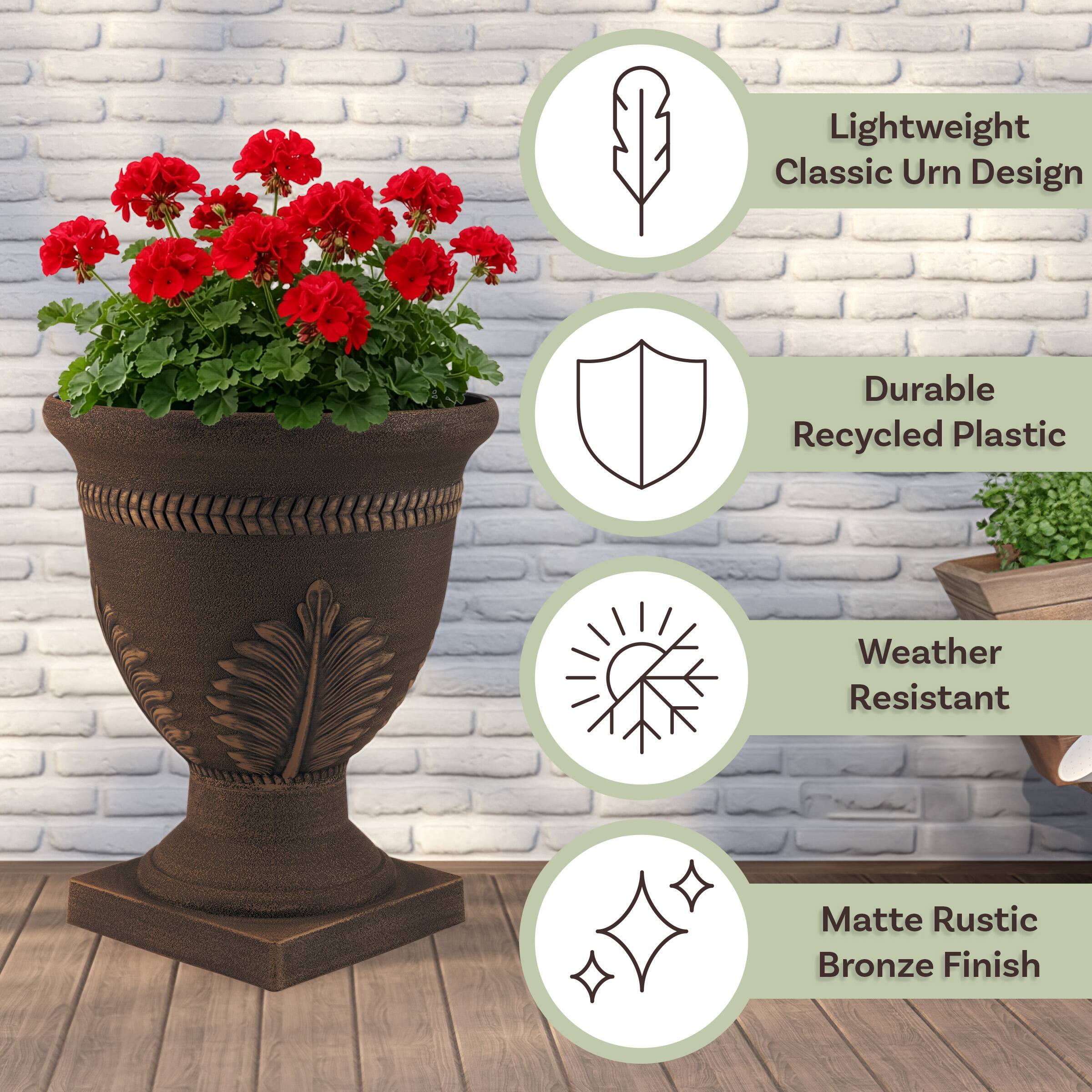 Lightweight Classic Urn Design  
Durable Recycled Plastic  
Weather Resistant  
Matte Rustic Bronze Finish