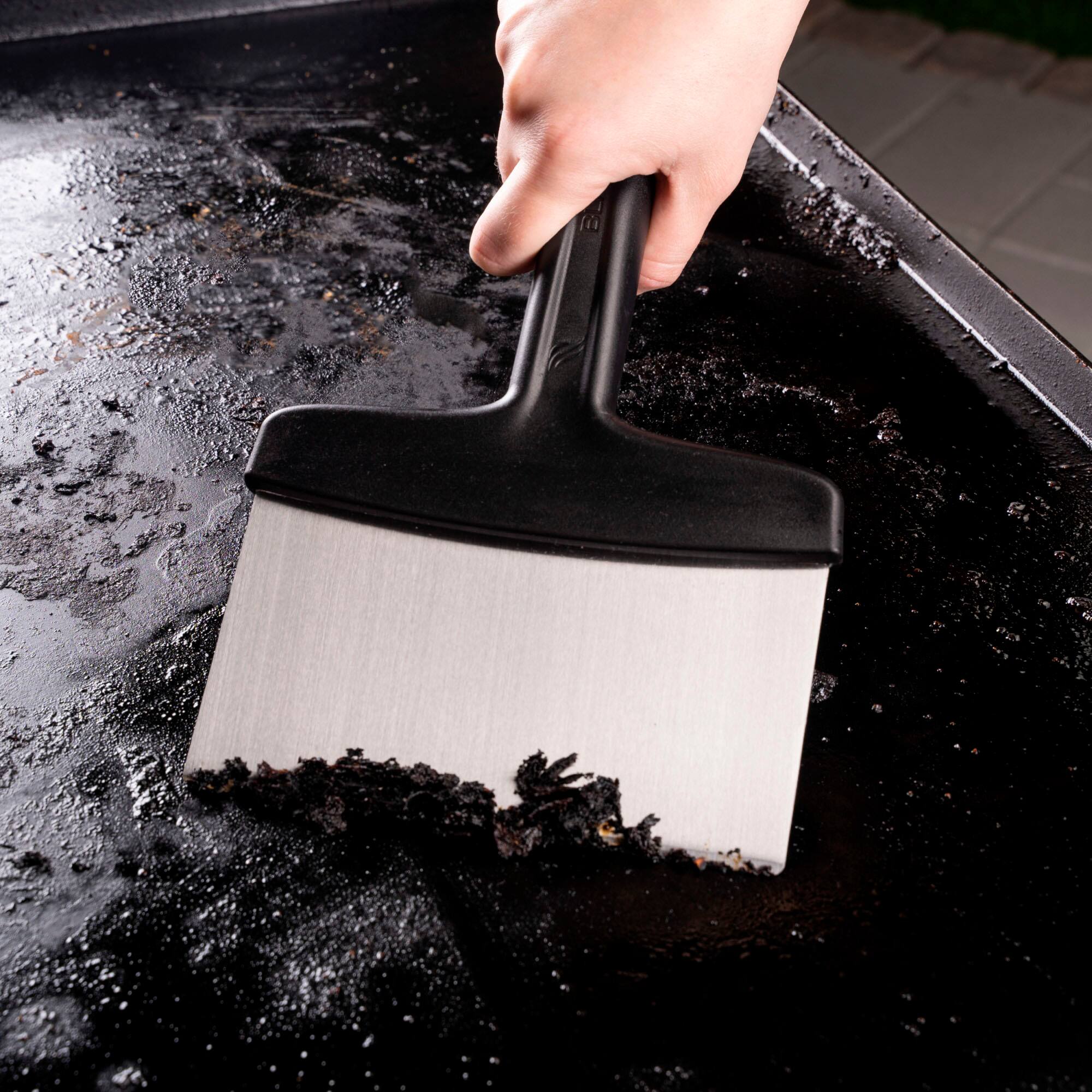 Alt View 17. Blackstone - 5-Piece Professional Griddle Toolkit - Silver.