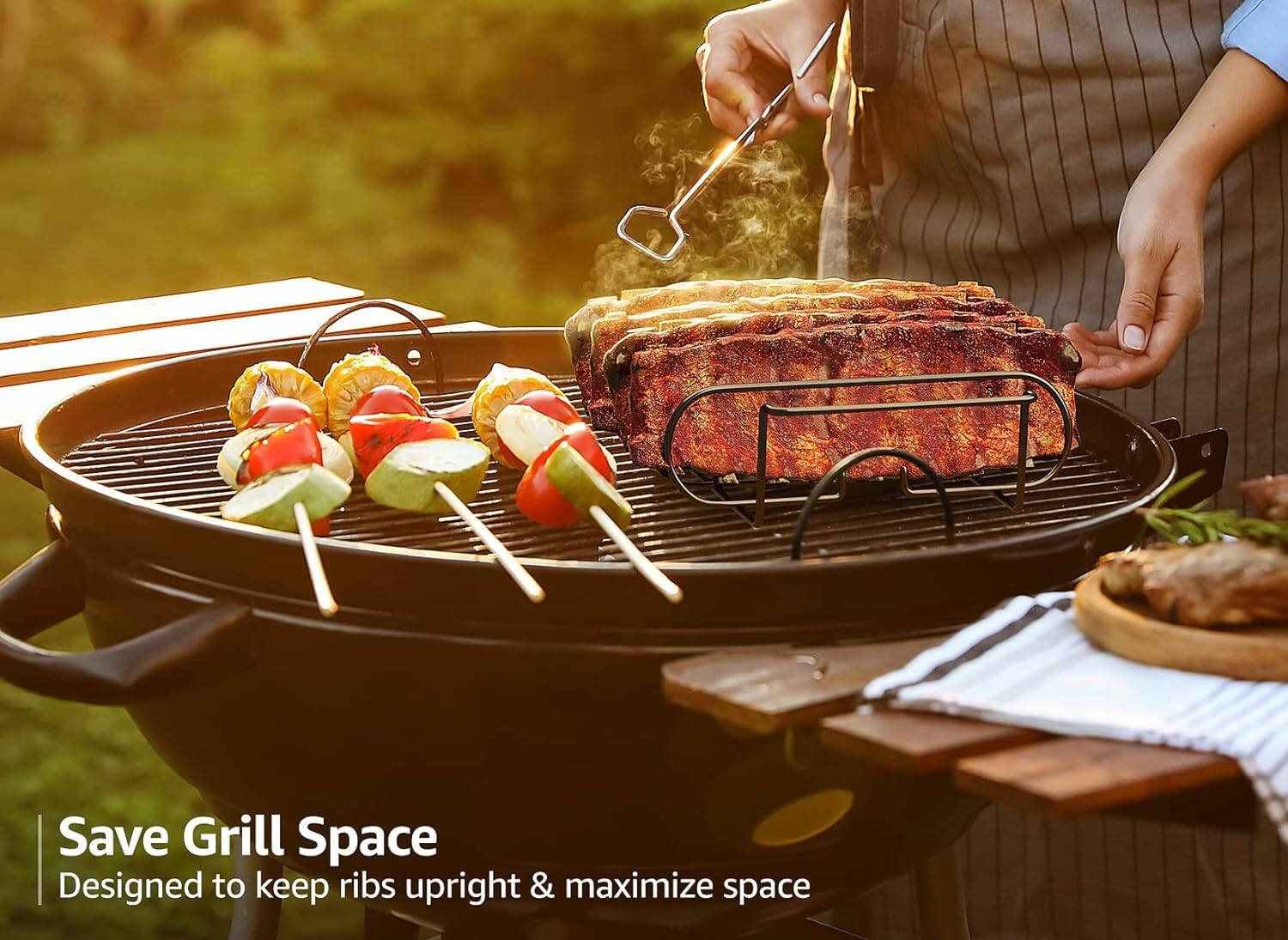 Save Grill Space  
Designed to keep ribs upright & maximize space