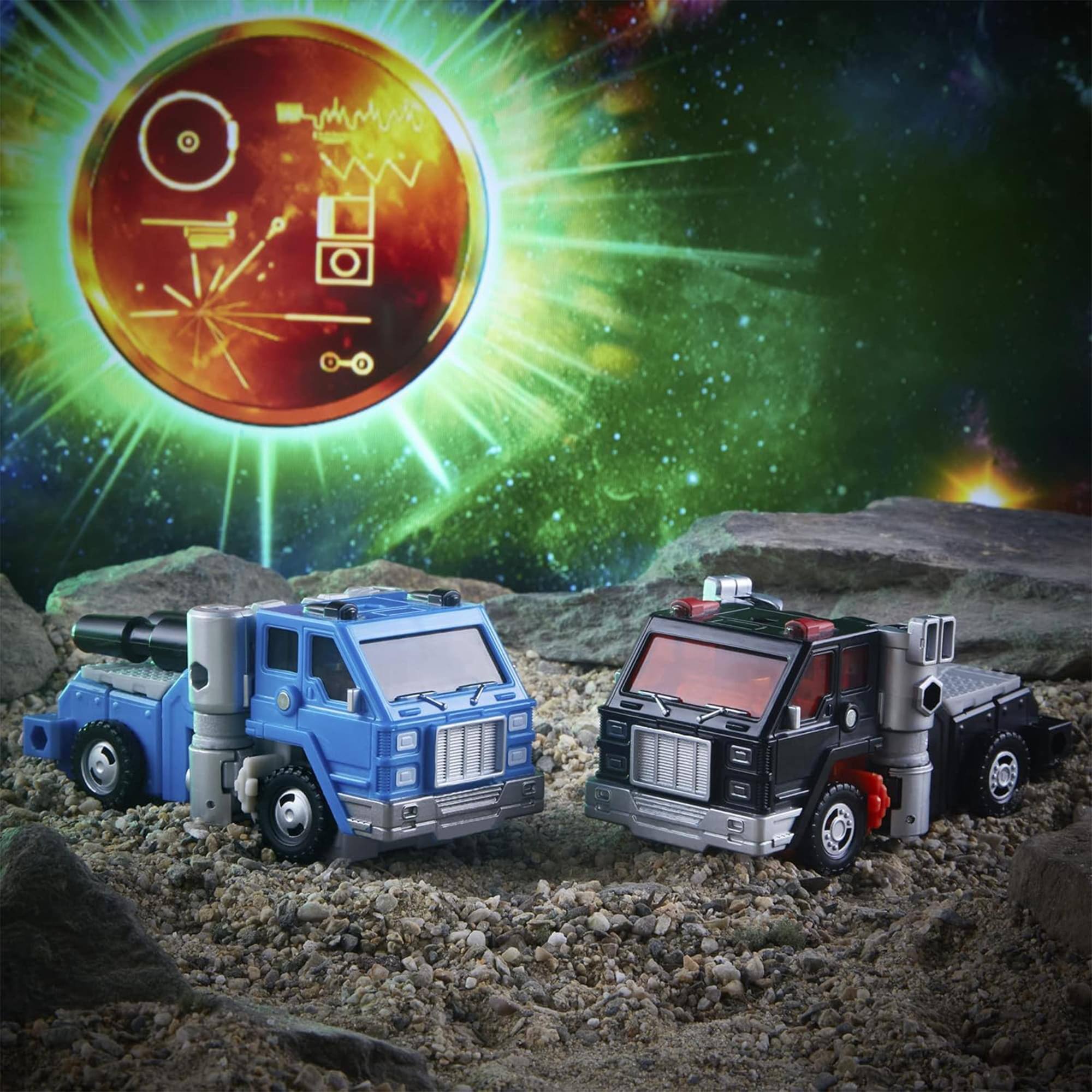 Alt View 4. Hasbro - Transformers Golden Disk Collection Road Ranger and Puffer - Multi-Colored.