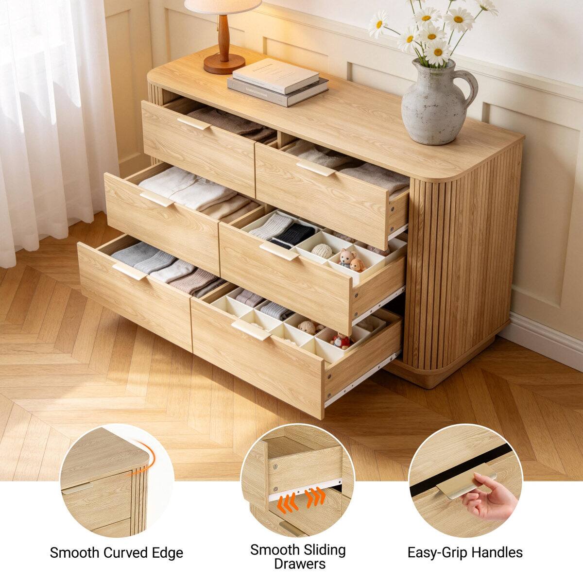 Smooth Curved Edge  
Smooth Sliding Drawers  
Easy-Grip Handles