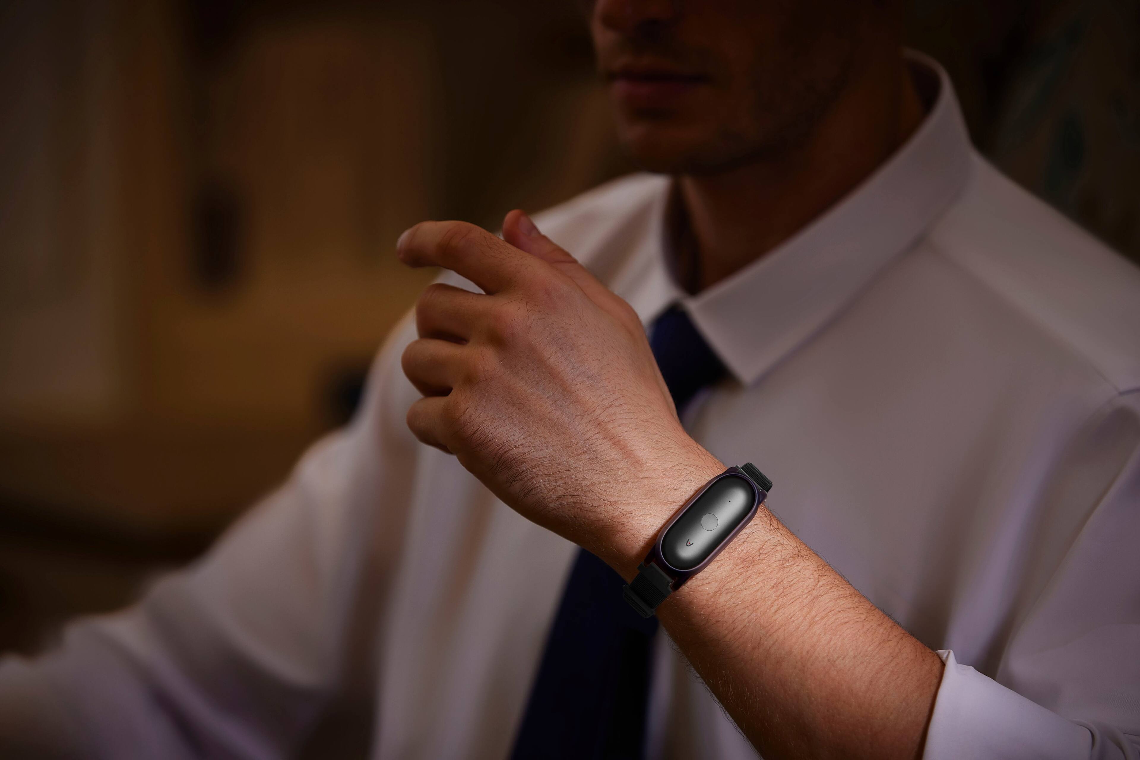 Alt View 20. PLAUD - NotePin S Smart AI Voice/Audio Recorder - Black.