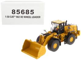 CAT Caterpillar 982 XE Wheel Loader Yellow with Operator "High Line Series" 1/50 Diecast Model by Diecast Masters - Yellow